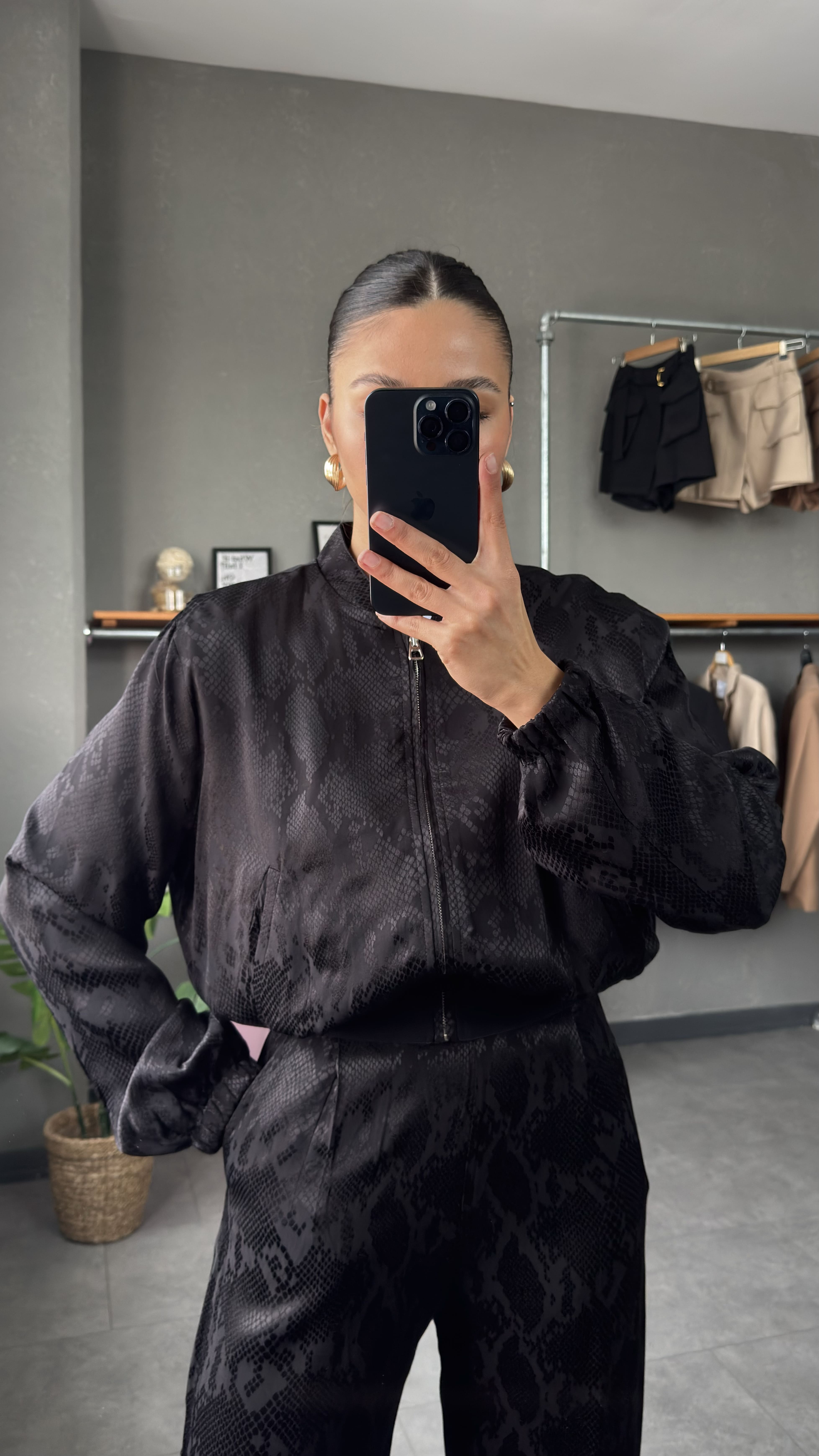 Yılan Desenli Saten Bomber Ceket Pantolon Takım