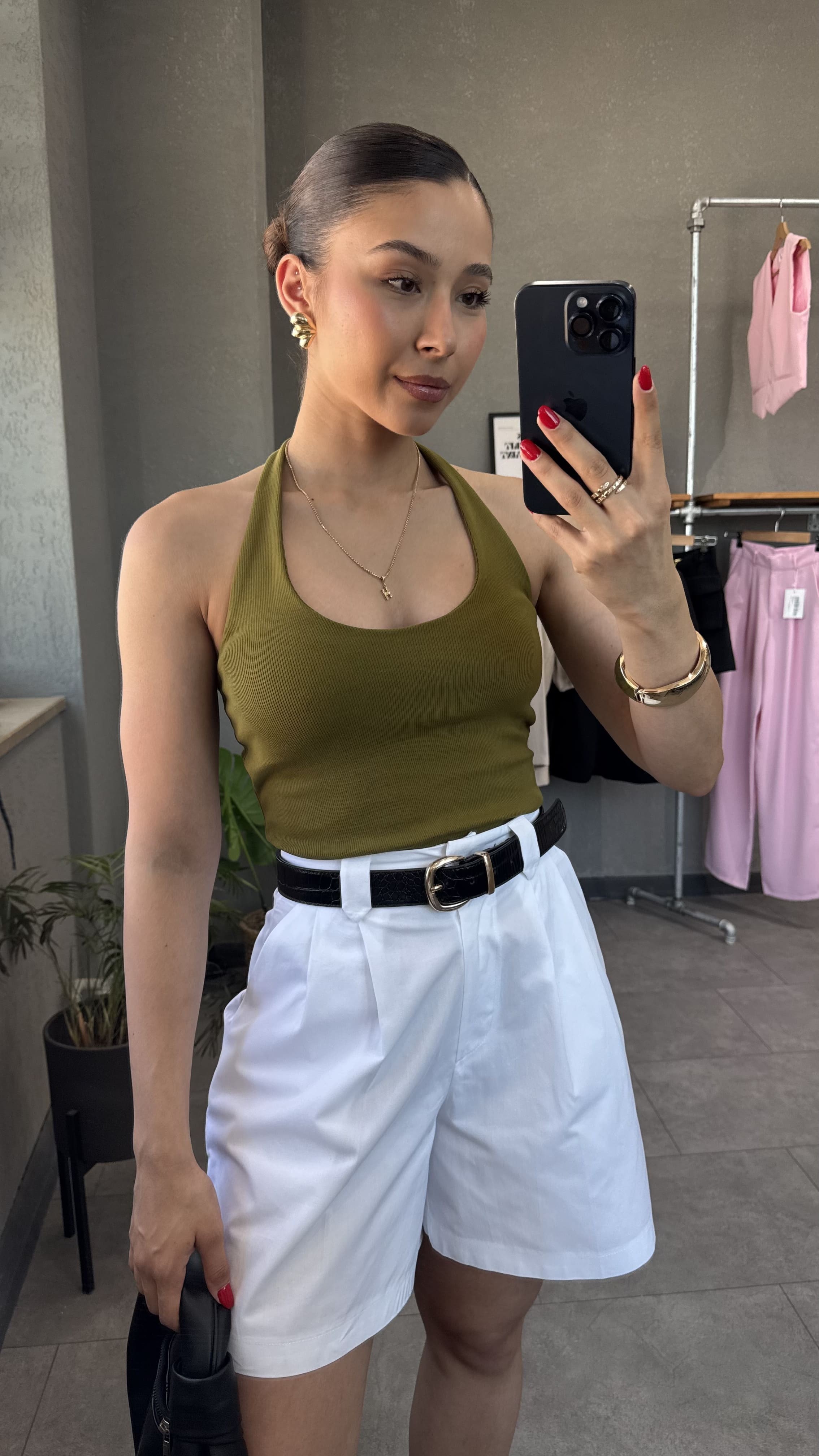 Halter Yaka Sırt Dekolteli Fitilli Bluz