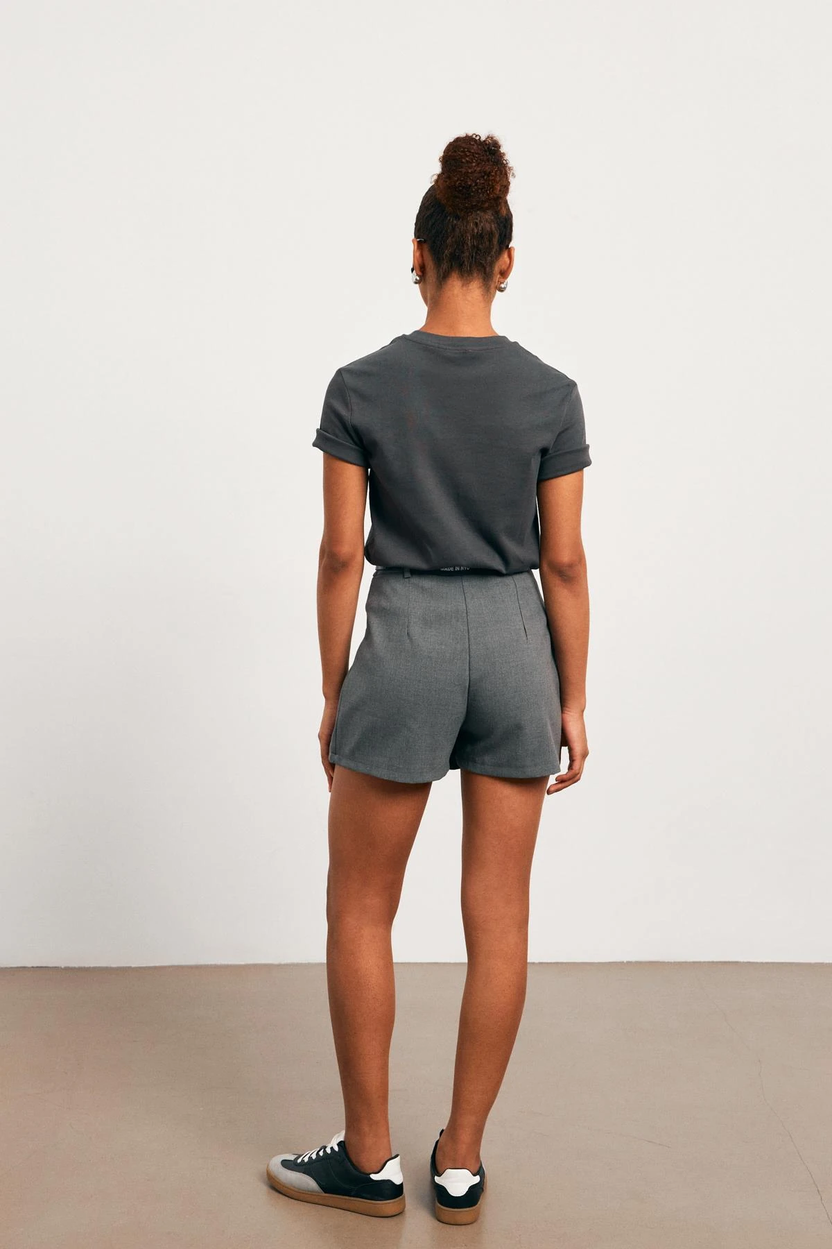 Bisiklet Yaka Antrasit Kadın T-shirt