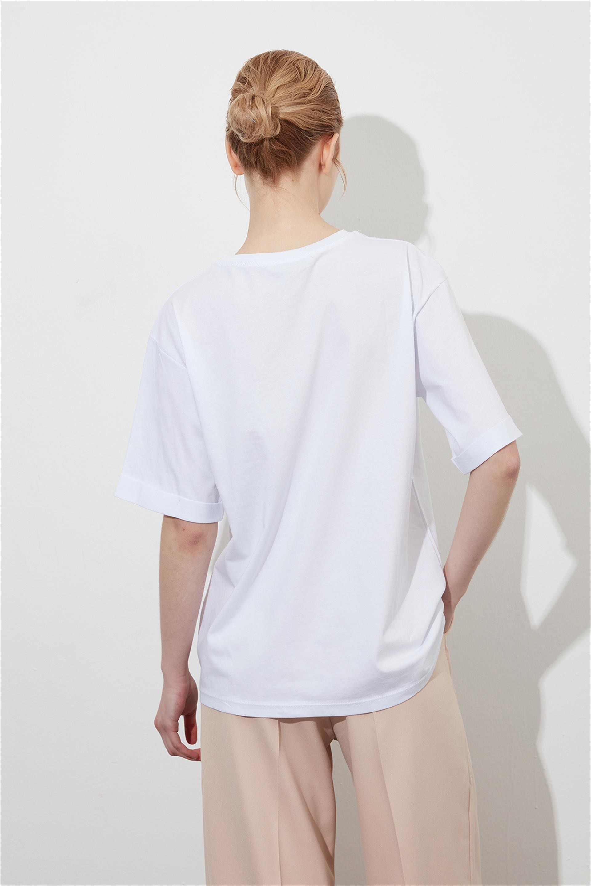 Beyaz Oversize Basic T-shirt