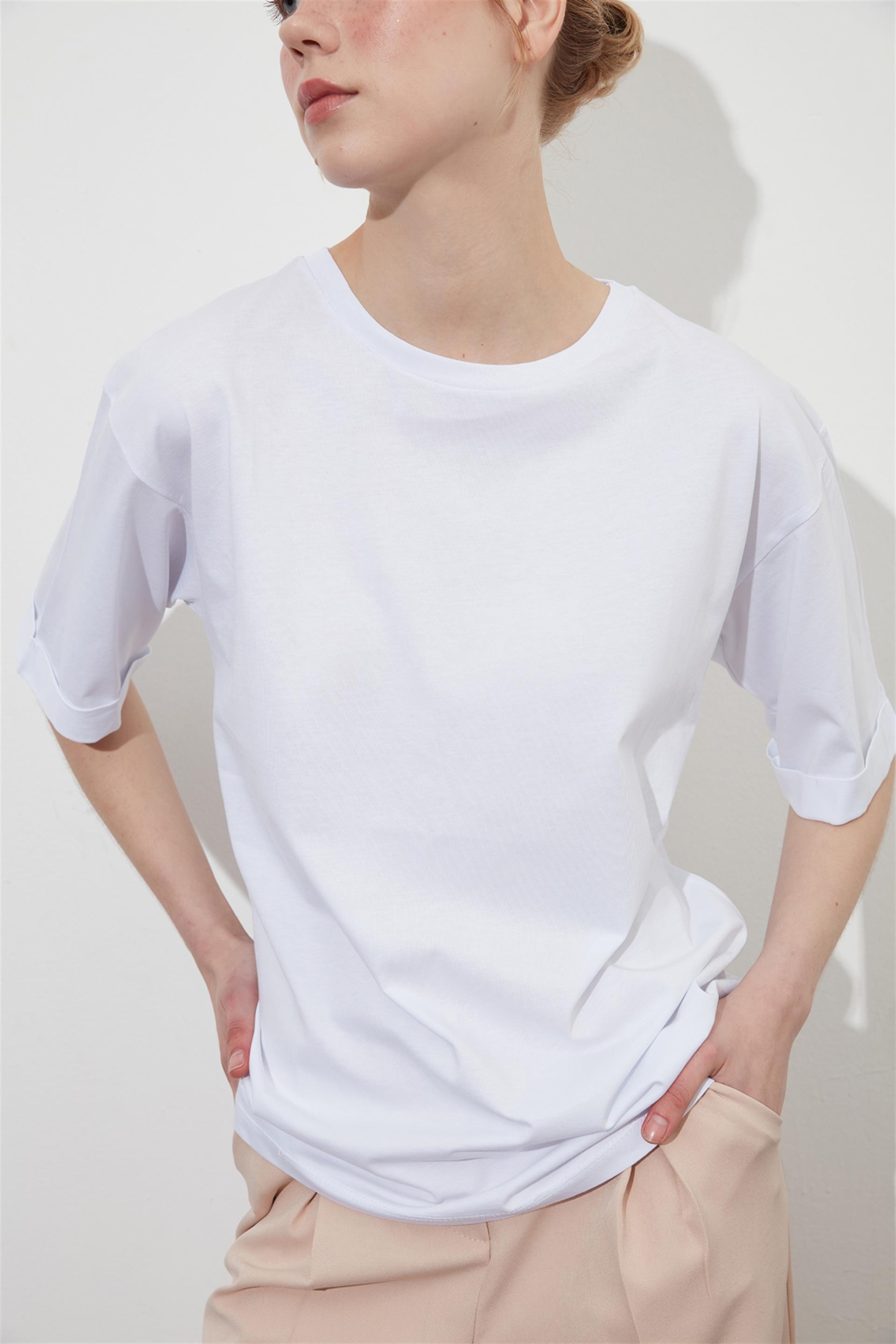 Beyaz Oversize Basic T-shirt