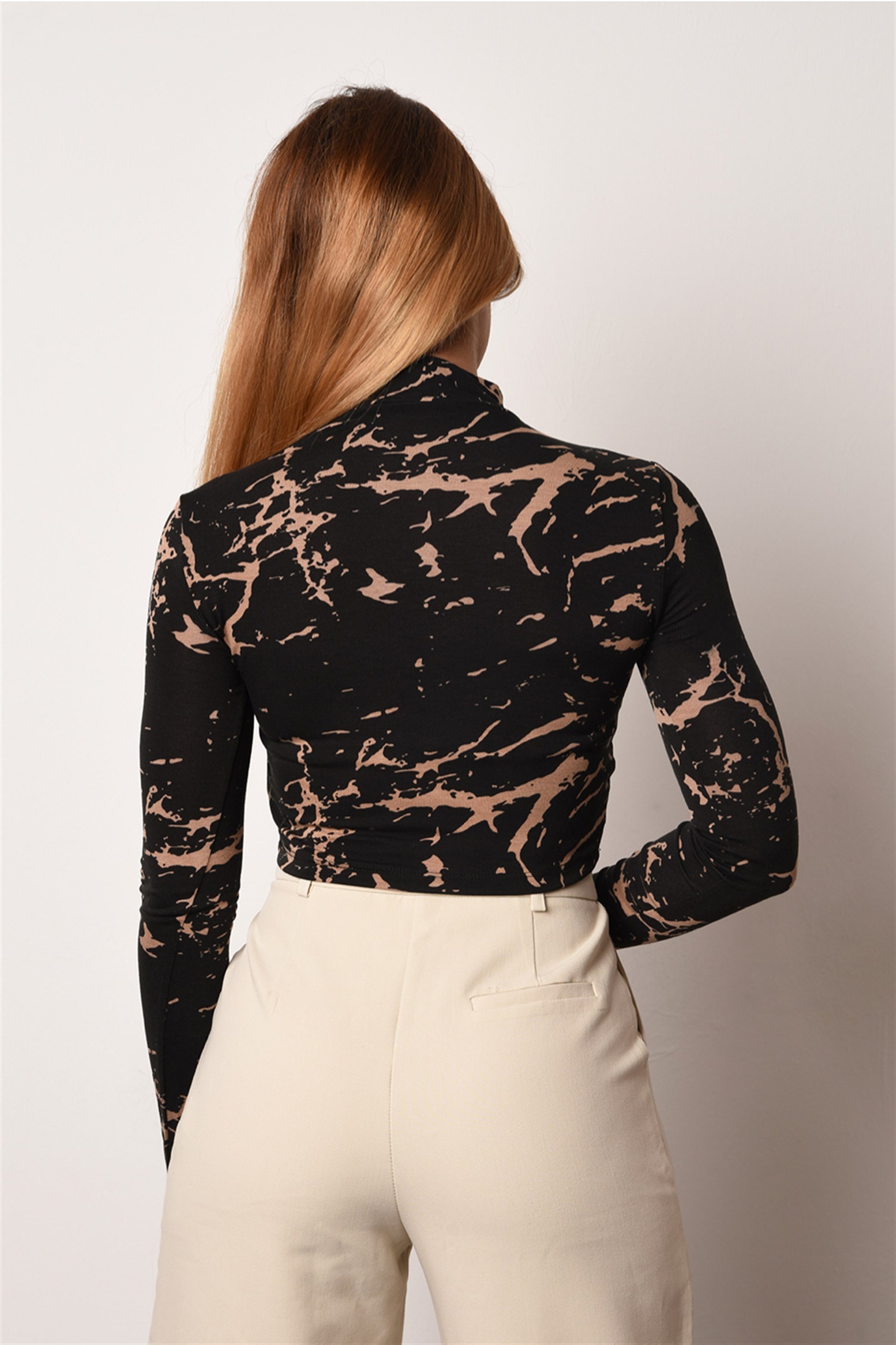 Kadın Camel Mermer Desenli Crop Body