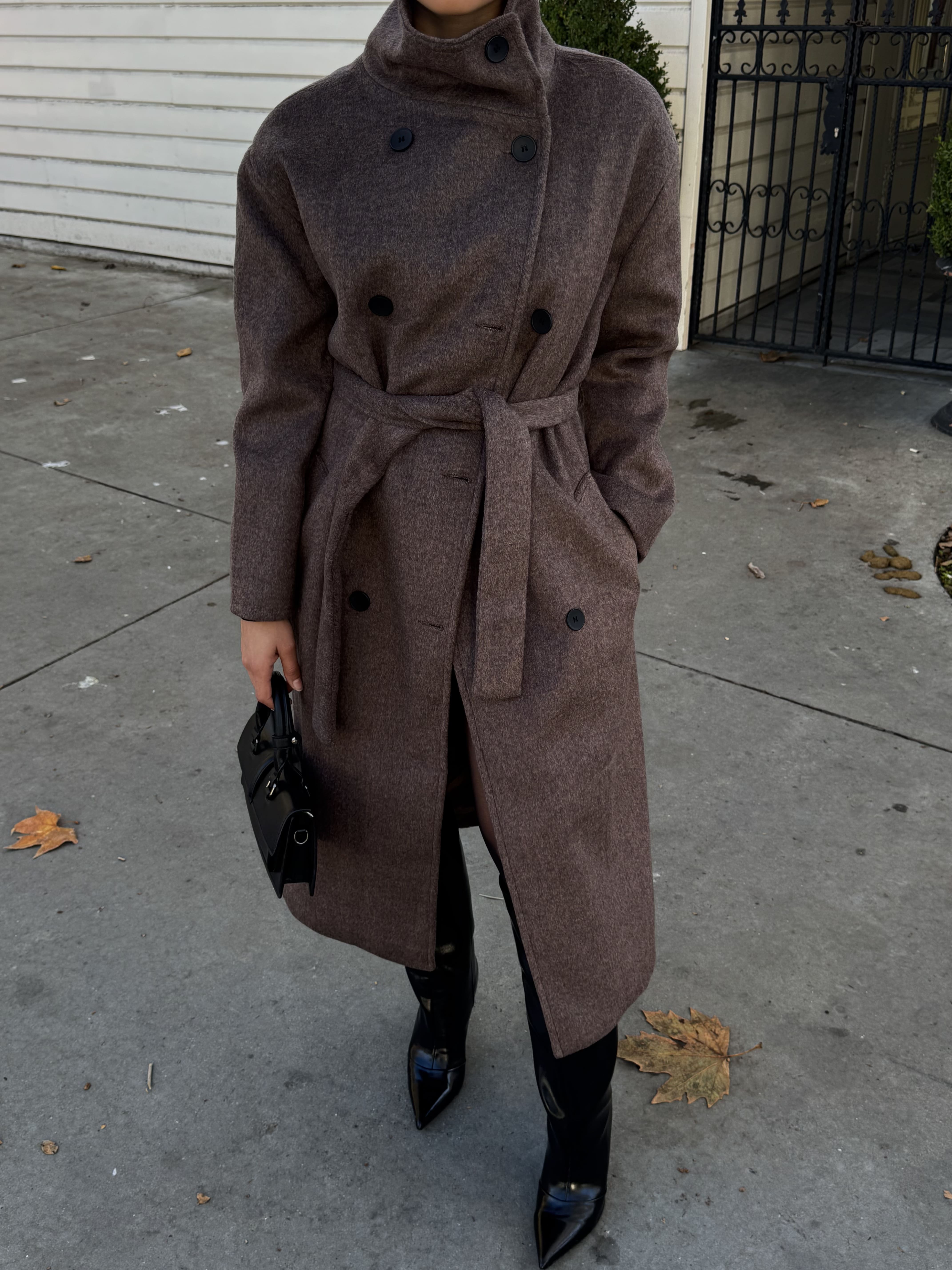 Dik Yaka Kaşe Kaban