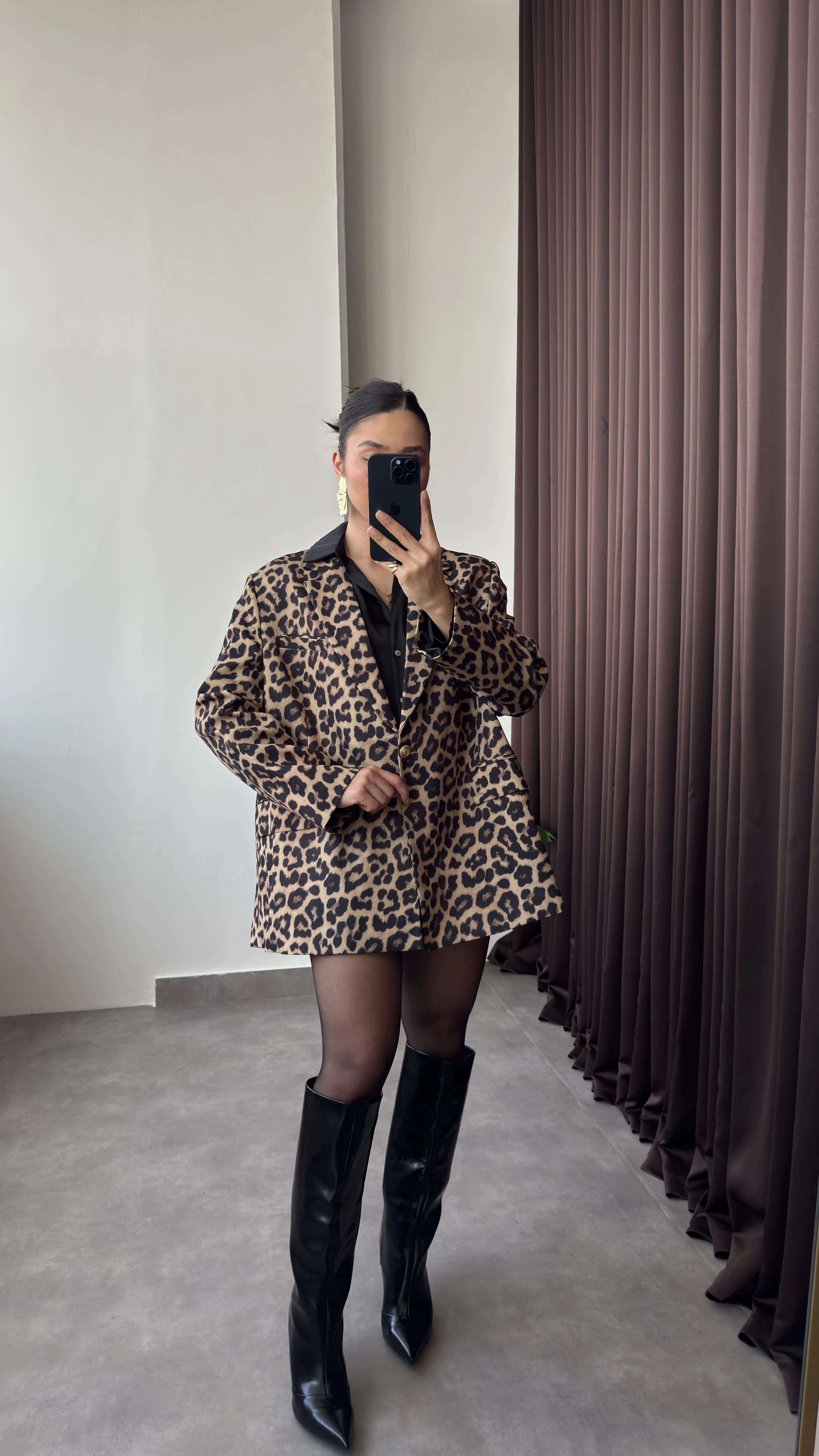 Kruvaze Yaka Oversize Leopar Desenli Kadın Blazer Ceket