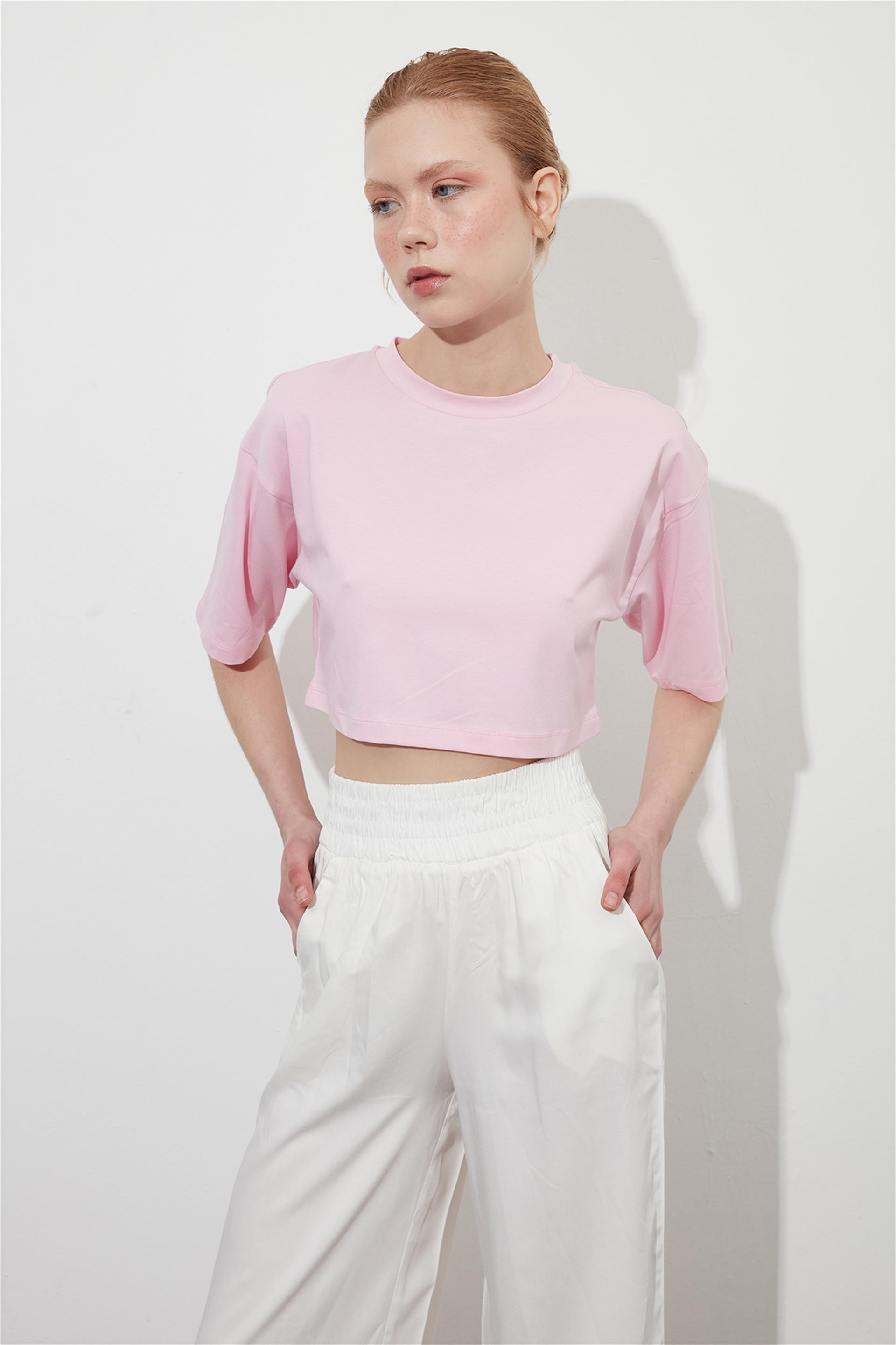 Toz Pembe Crop Kısa Kol T-shirt