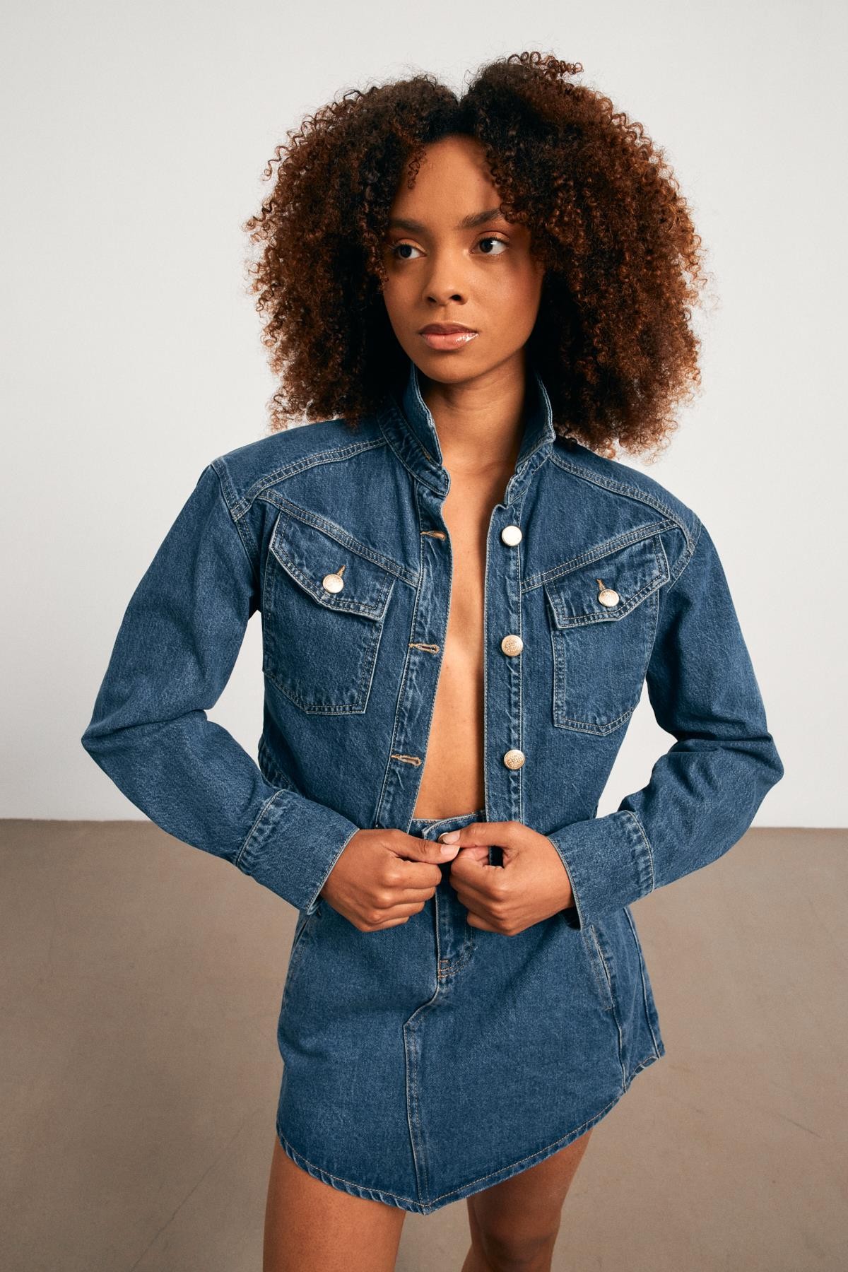 Vatkalı Crop Mavi Kadın Denim Ceket
