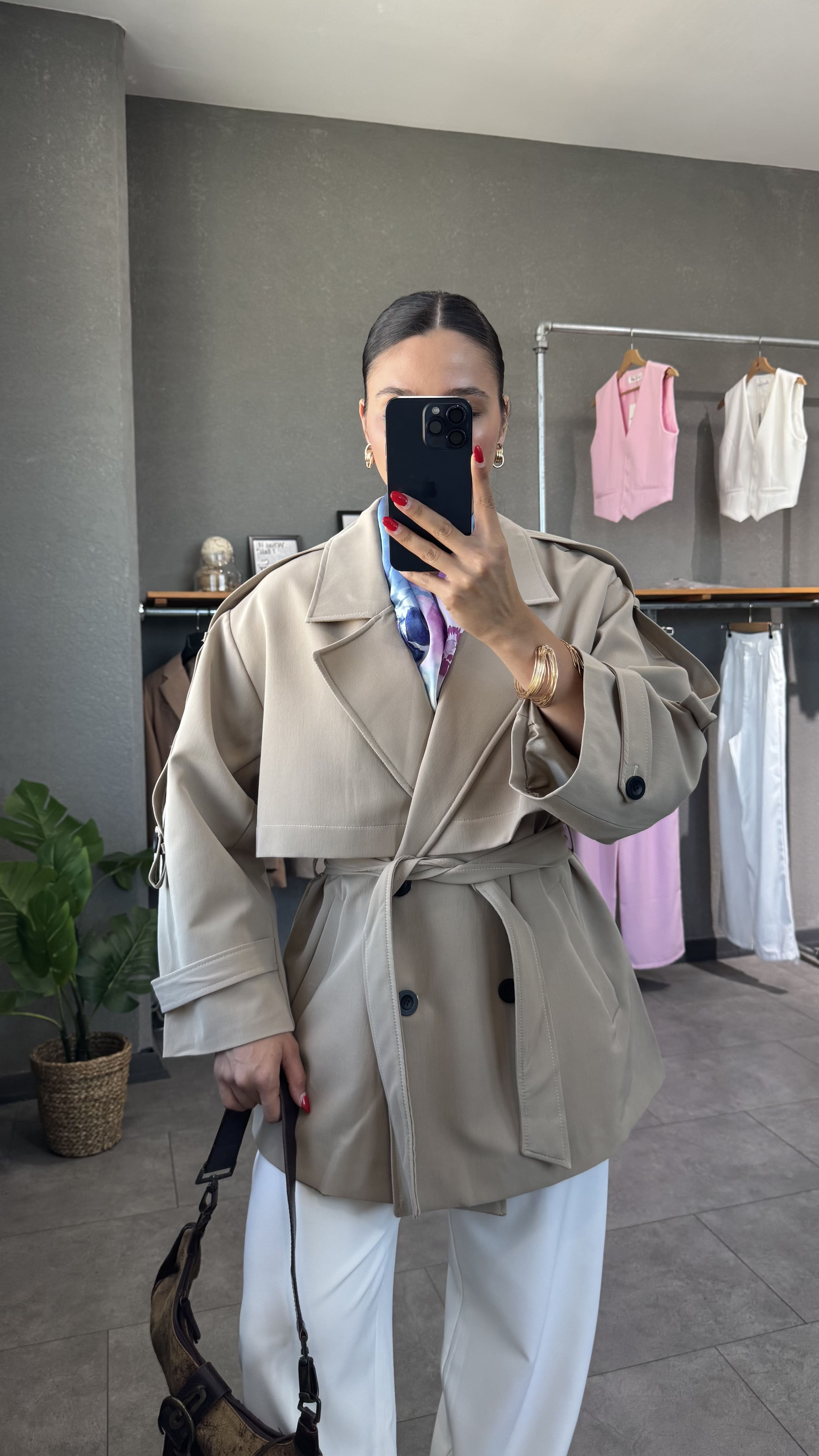Oversize Kuşaklı Kısa Trençkot - Camel