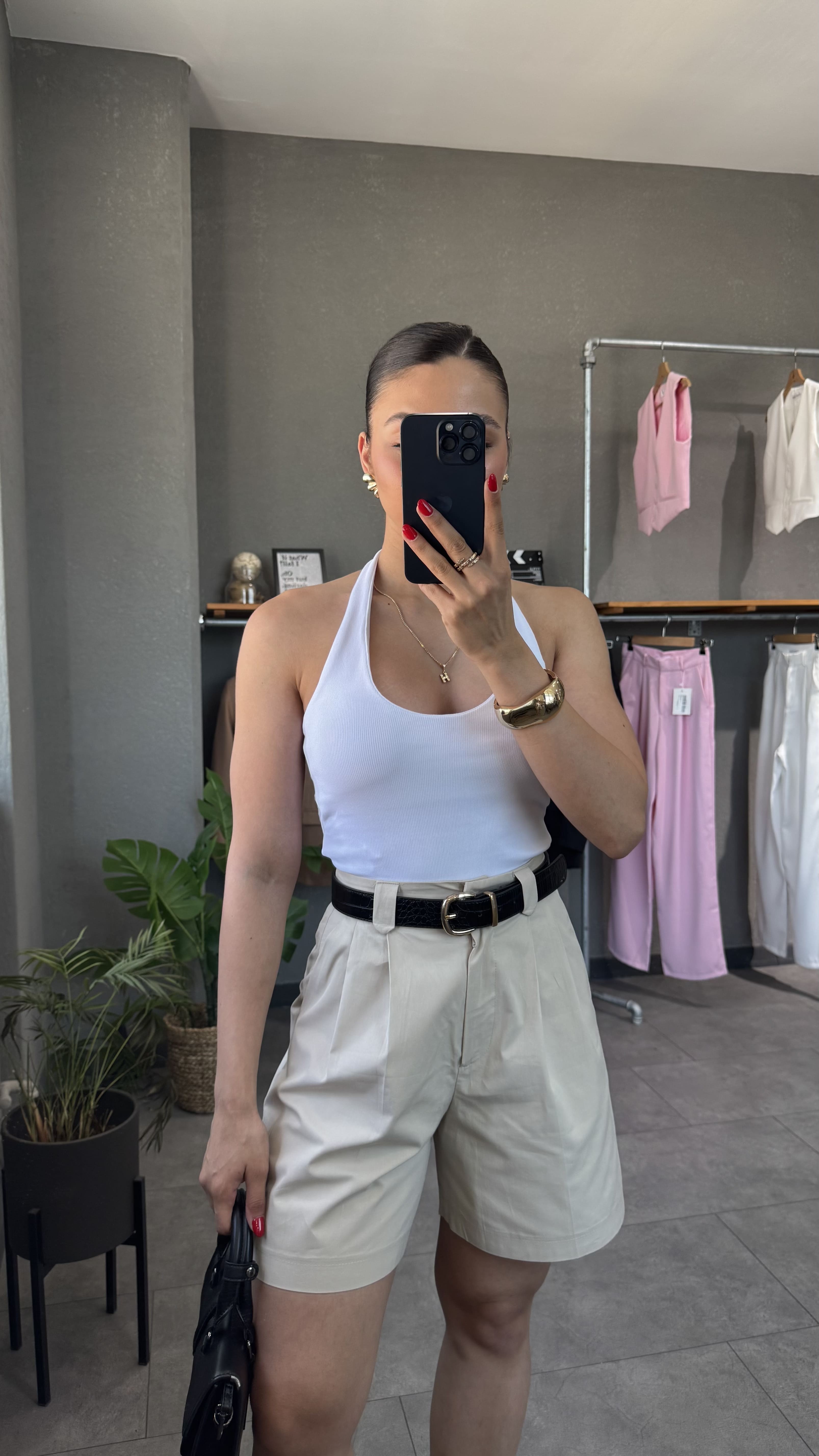 Halter Yaka Sırt Dekolteli Fitilli Bluz - Beyaz