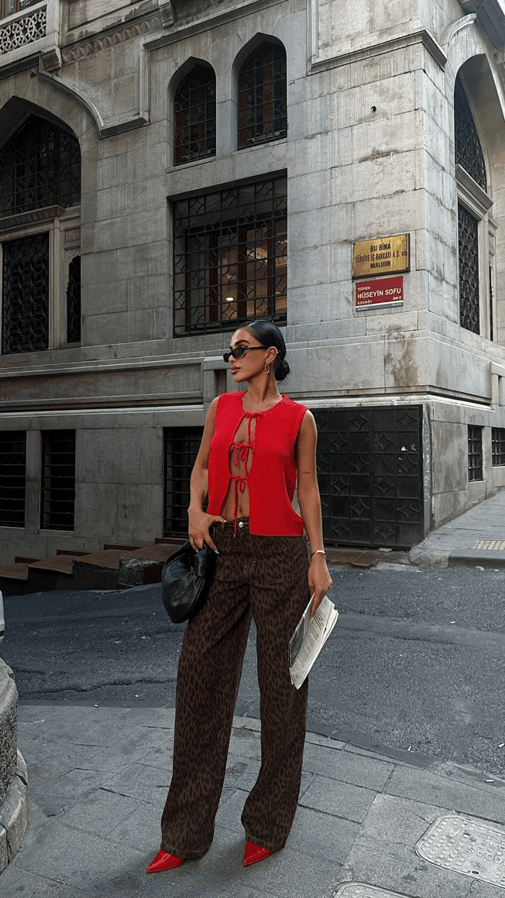 Yüksek Bel Leopar Desenli Kahve Straight Fit Kadın Jean