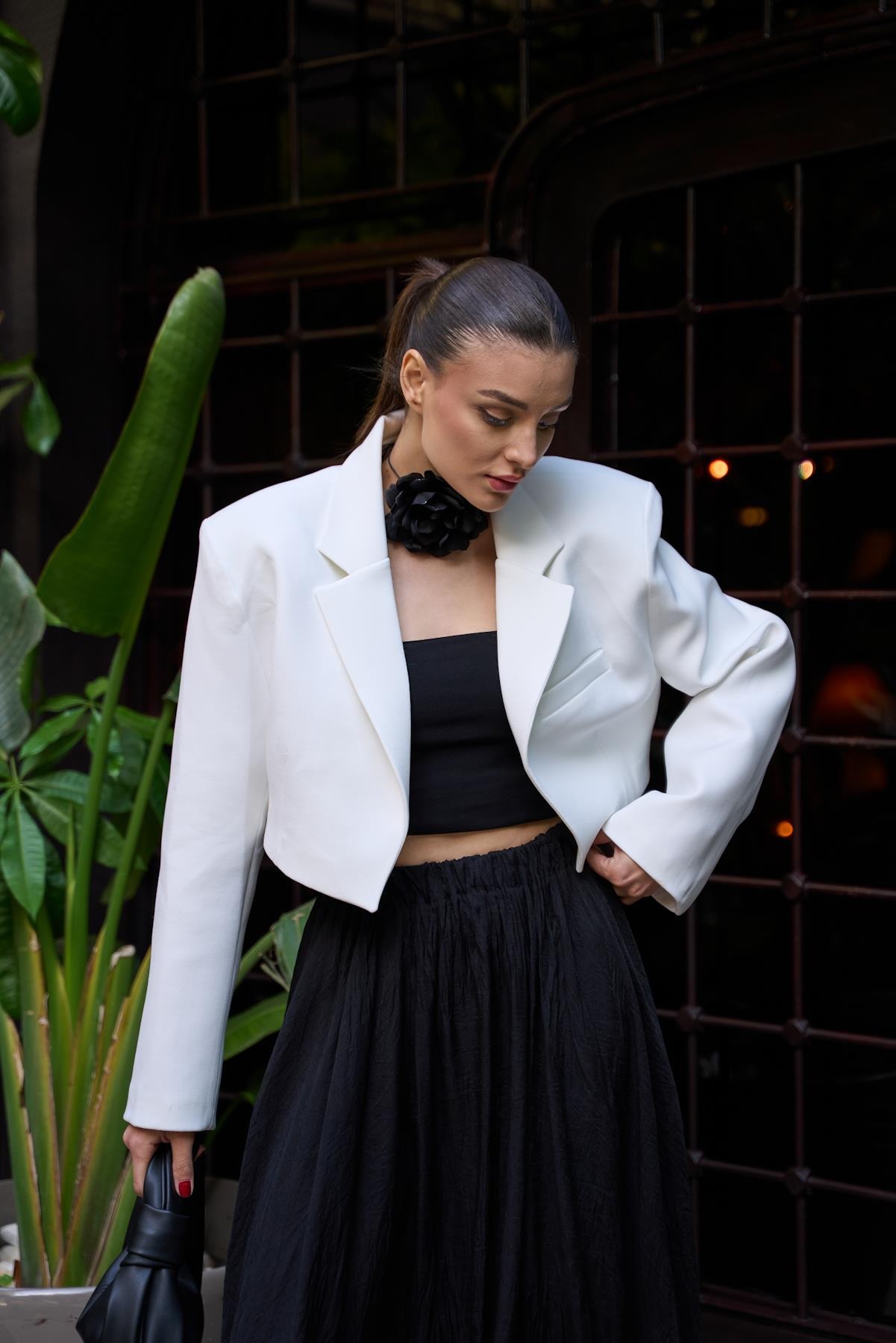 Kruvaze Yaka Vatkalı Crop Kadın Beyaz Blazer Ceket