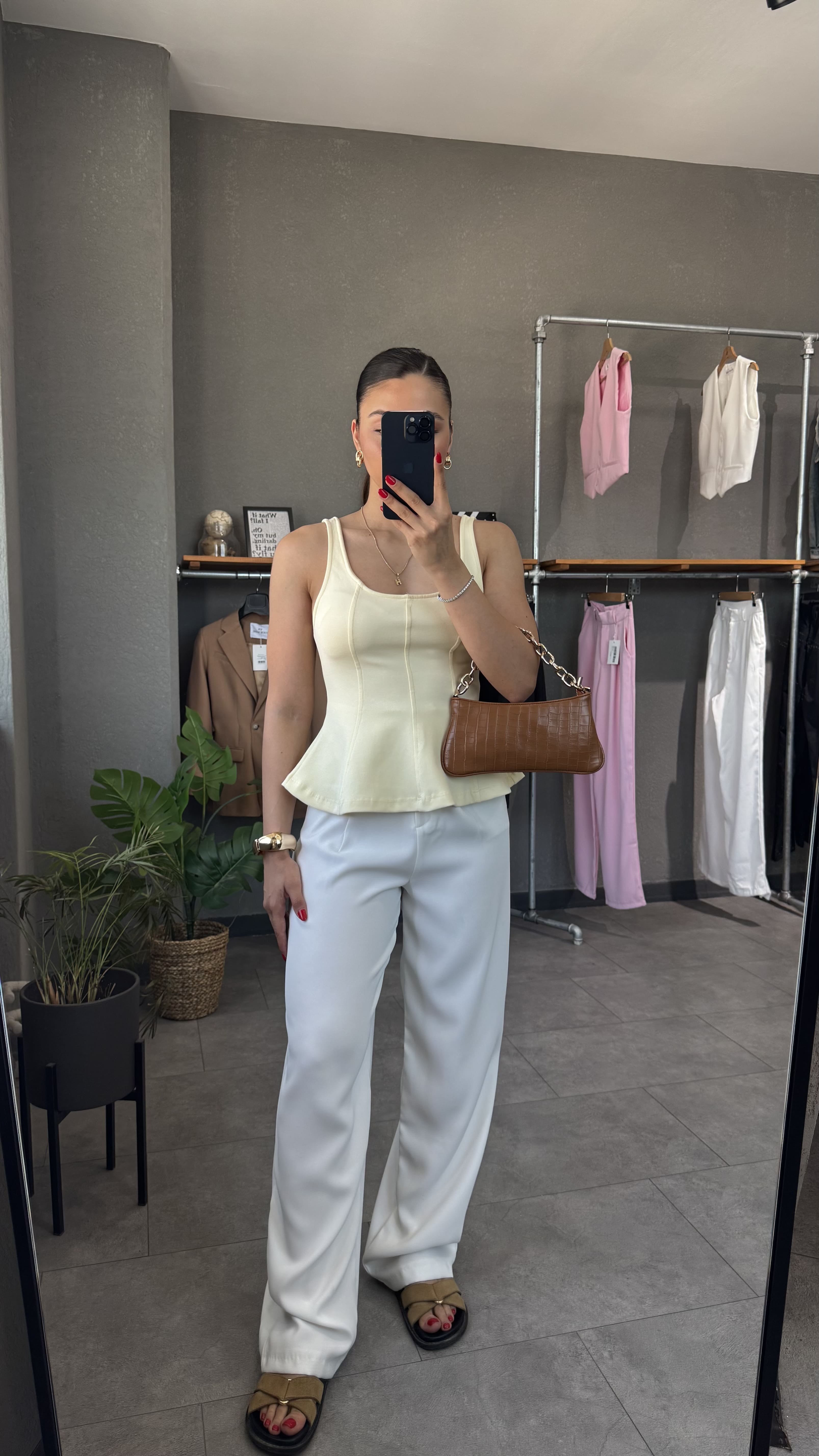 Kalın Askılı Peplum Bluz