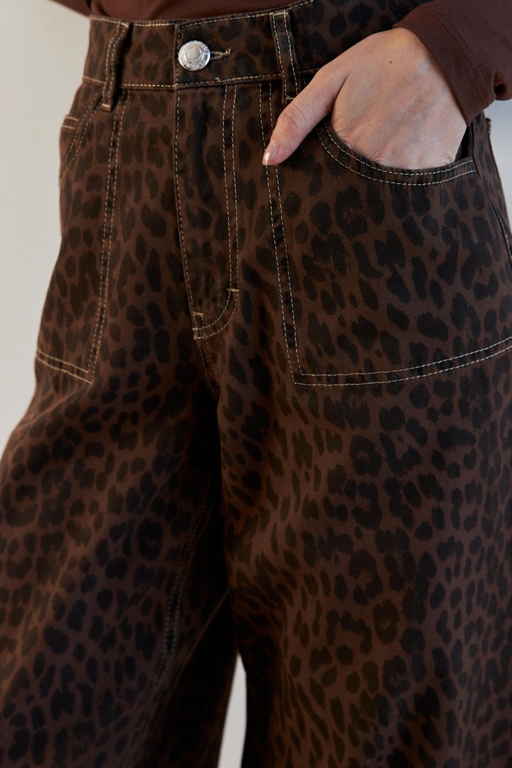 Yüksek Bel Leopar Desenli Kahve Straight Fit Kadın Jean