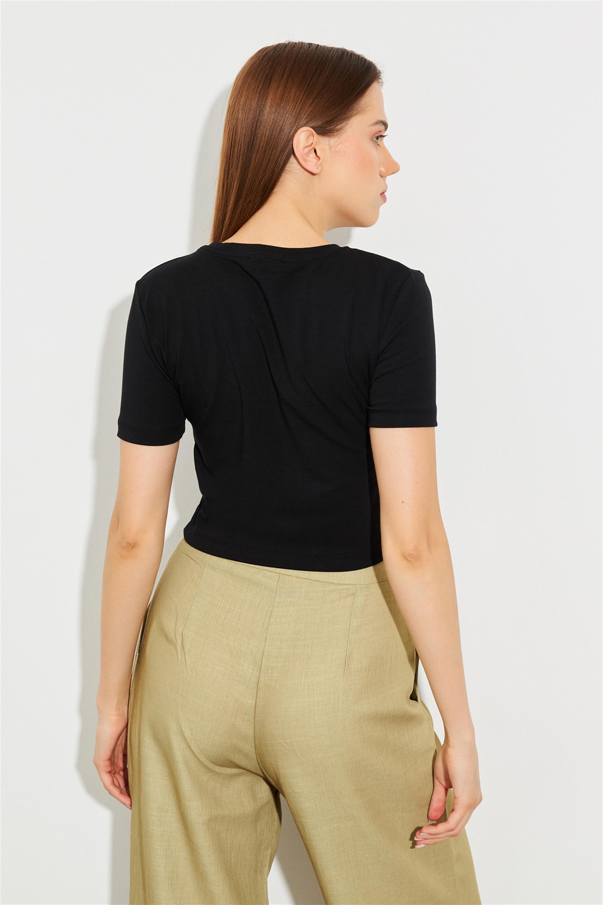 Bisiklet Yaka Crop Tshirt Siyah