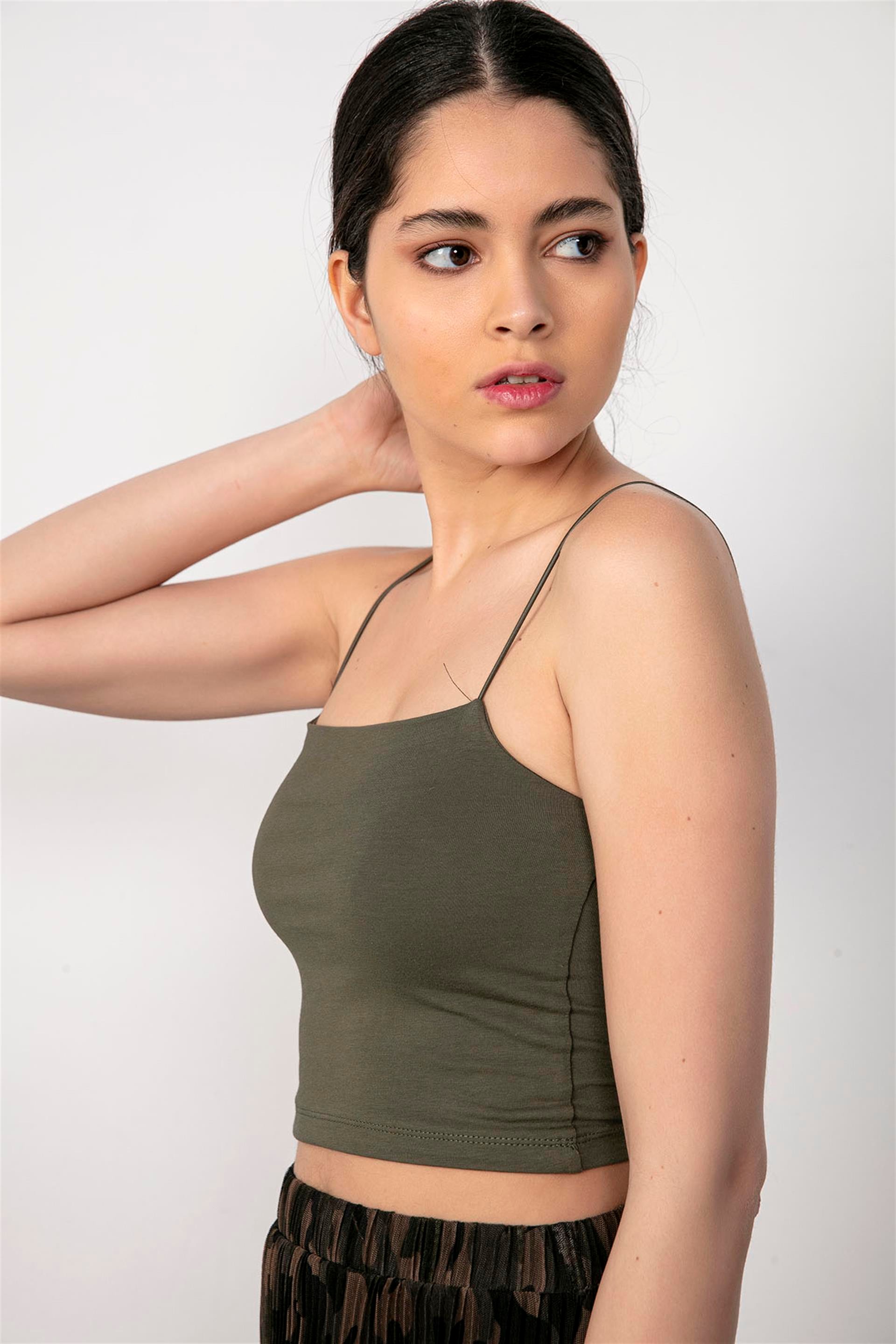 İp Askılı Haki Crop Top