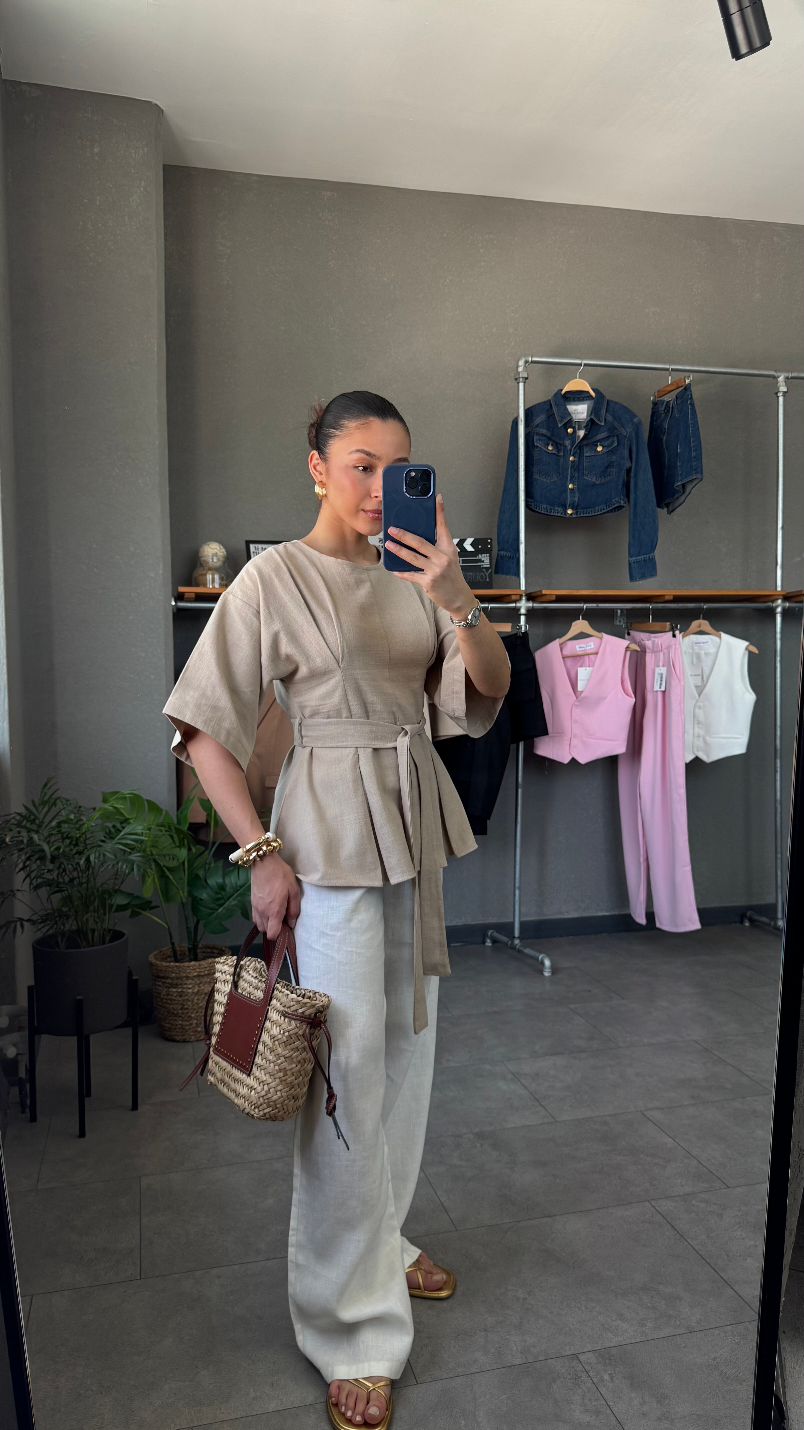 Oversize Beli Kuşaklı Bej Keten Bluz