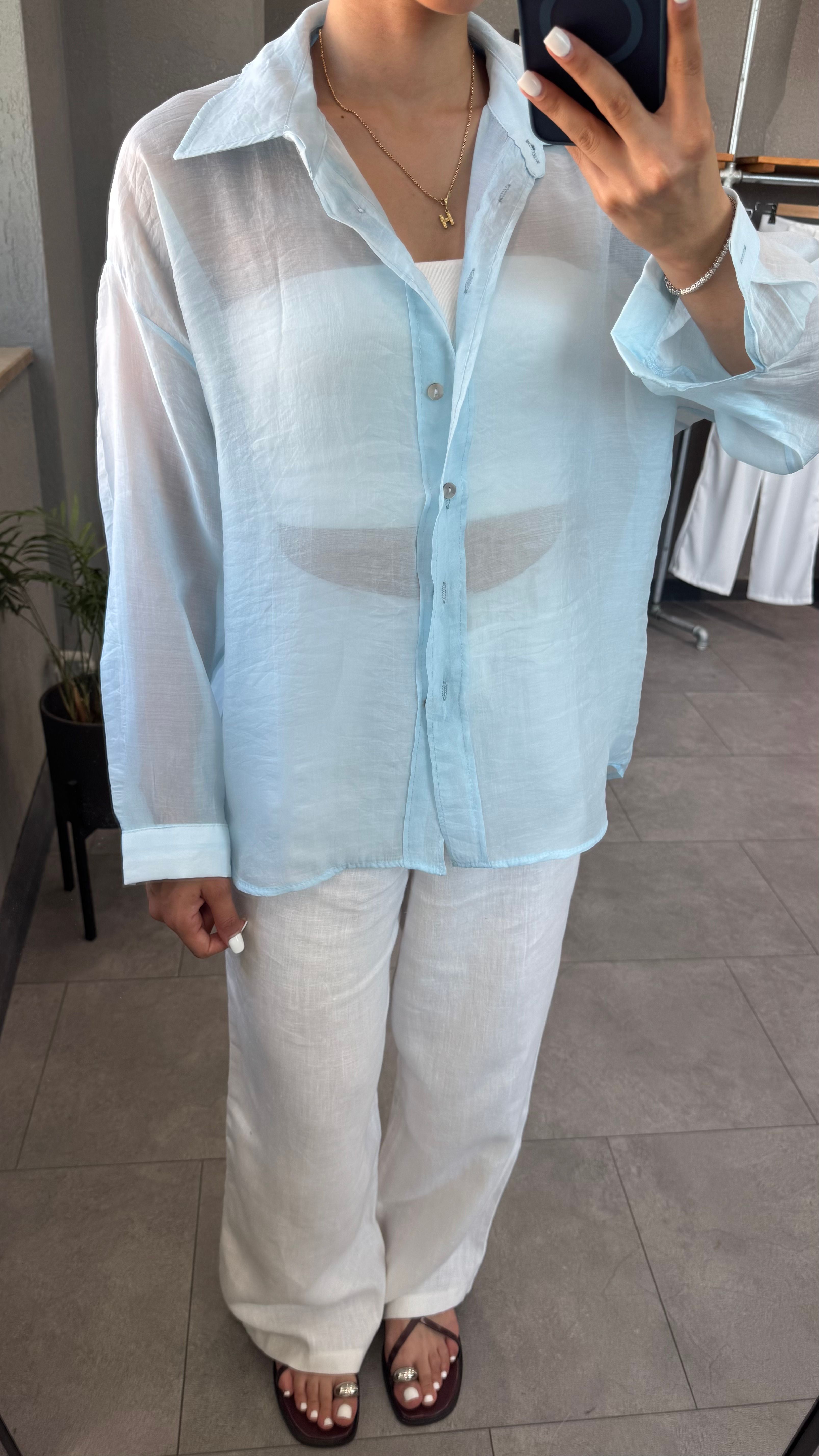 Oversize İpeksi Transparan Gömlek