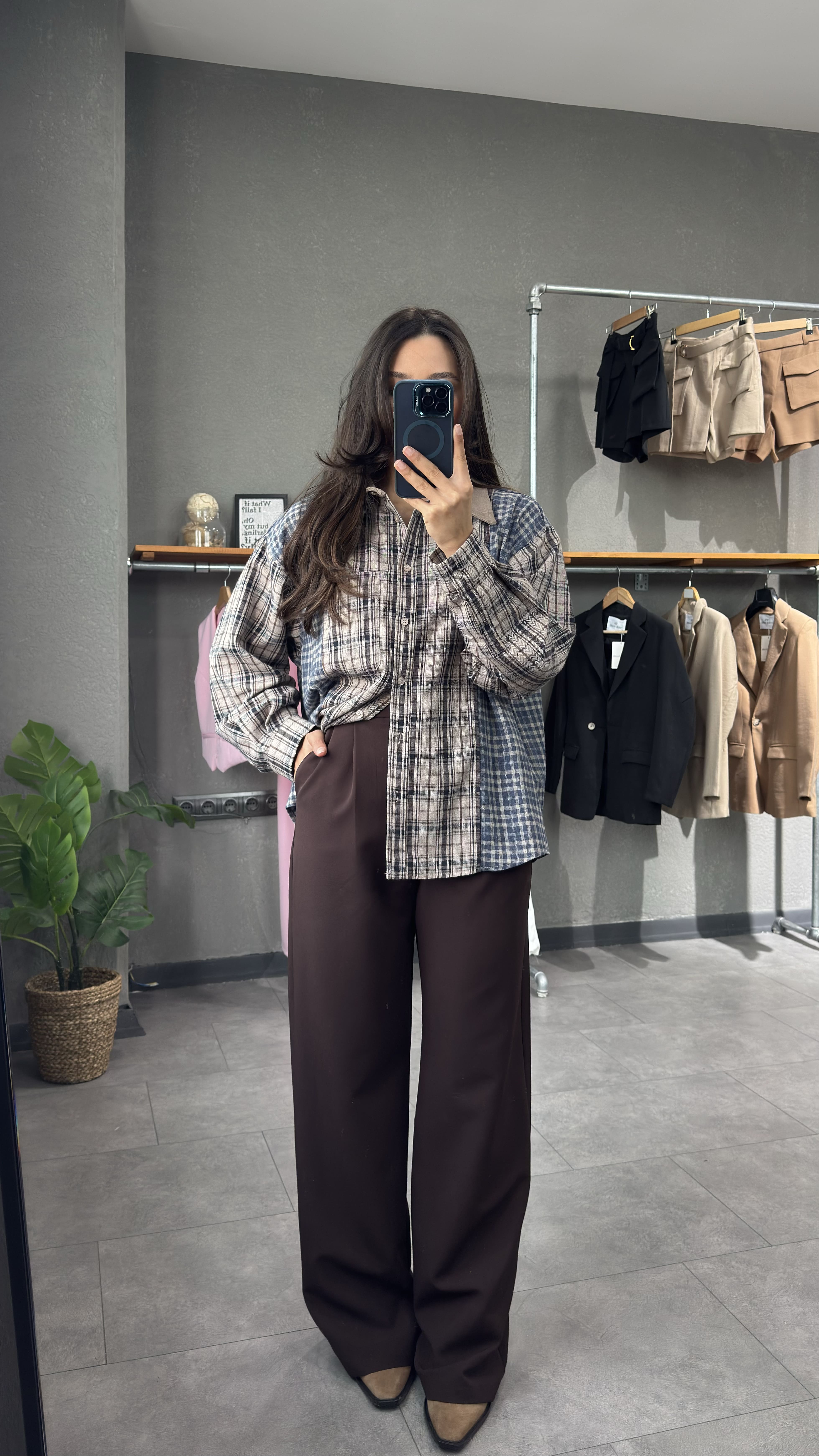 Kadife Yaka Oversize Ekose Gömlek