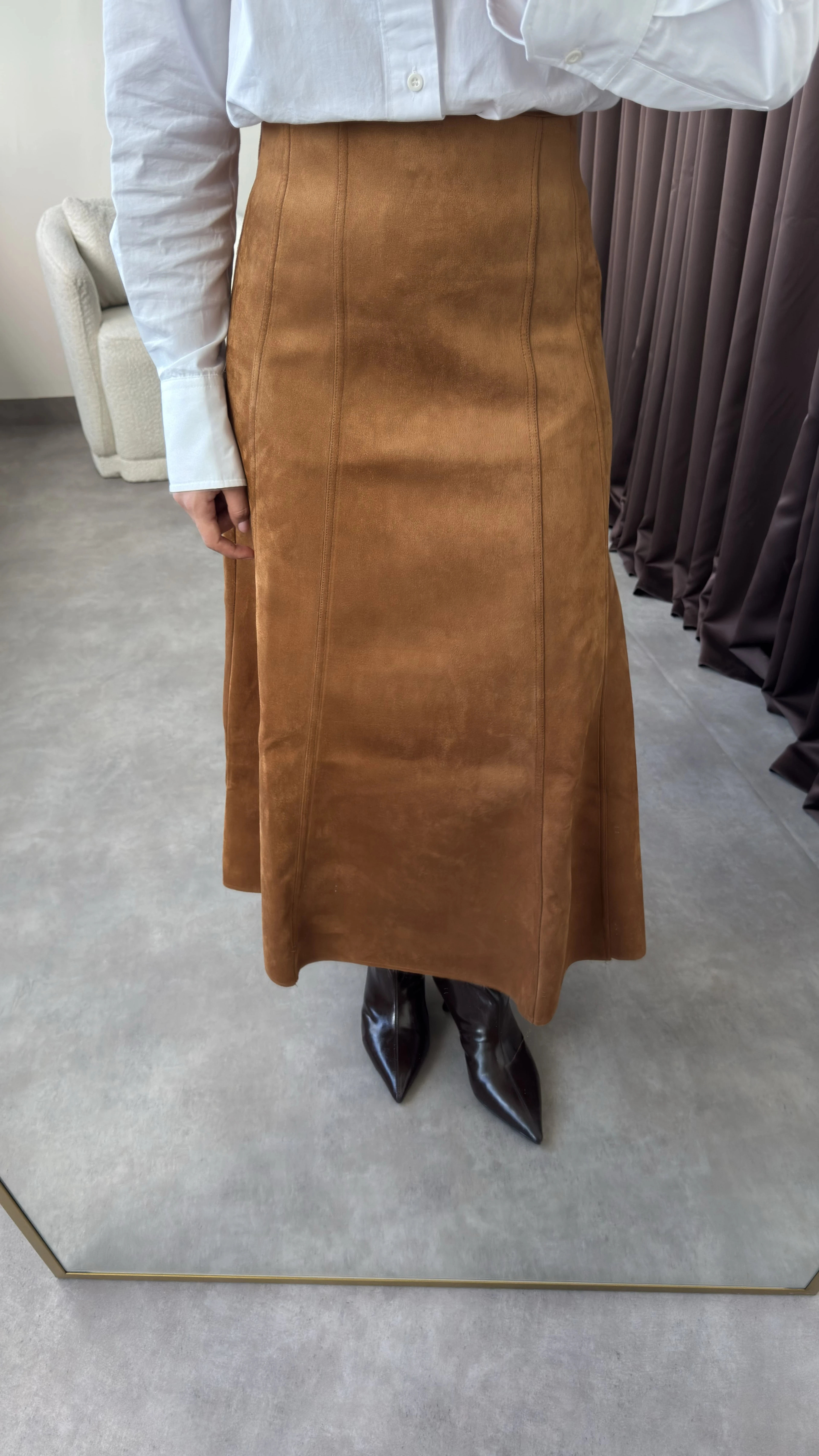 Kadın Taba Uzun Kloş Süet Etek