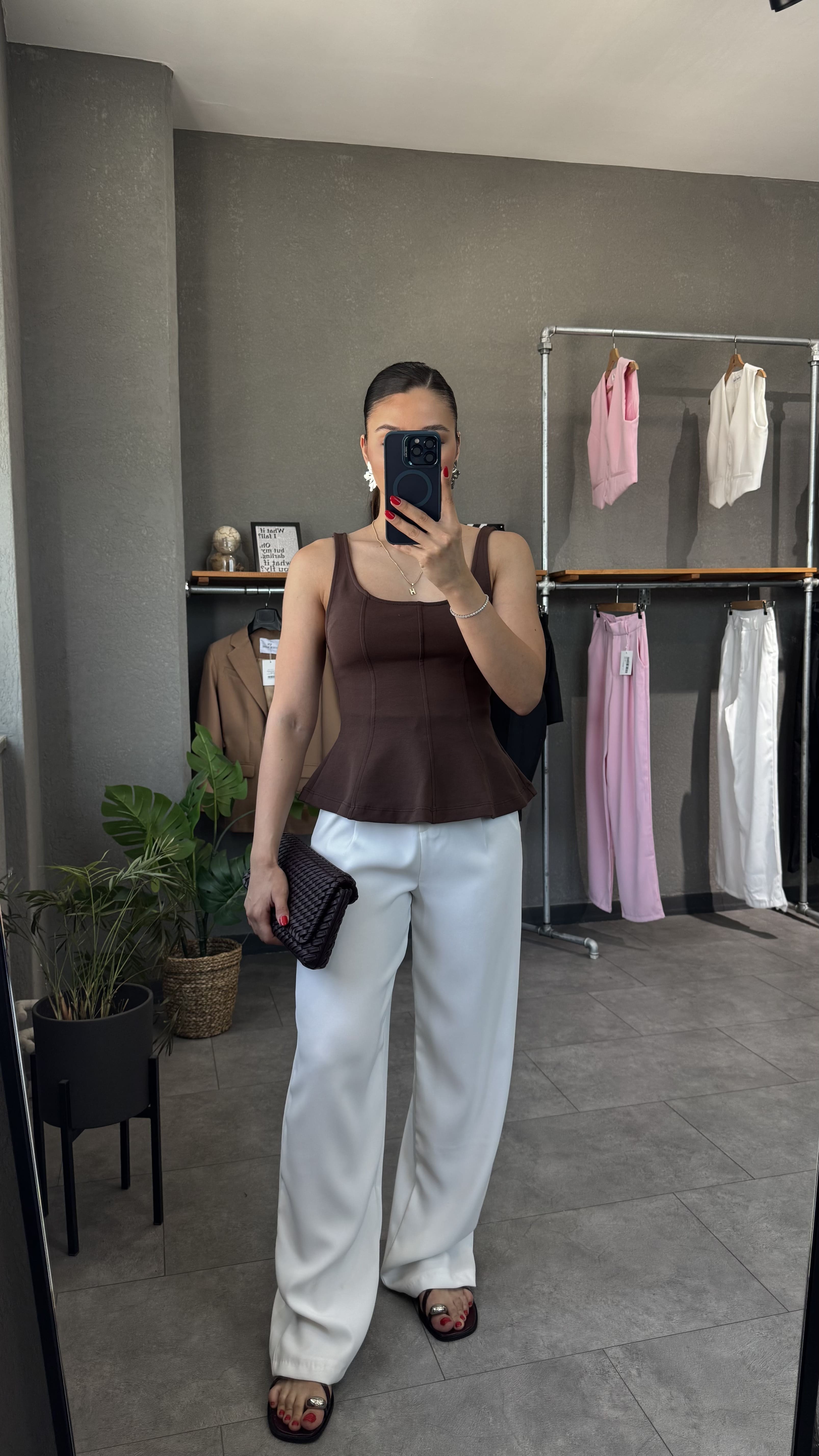 Kalın Askılı Peplum Bluz