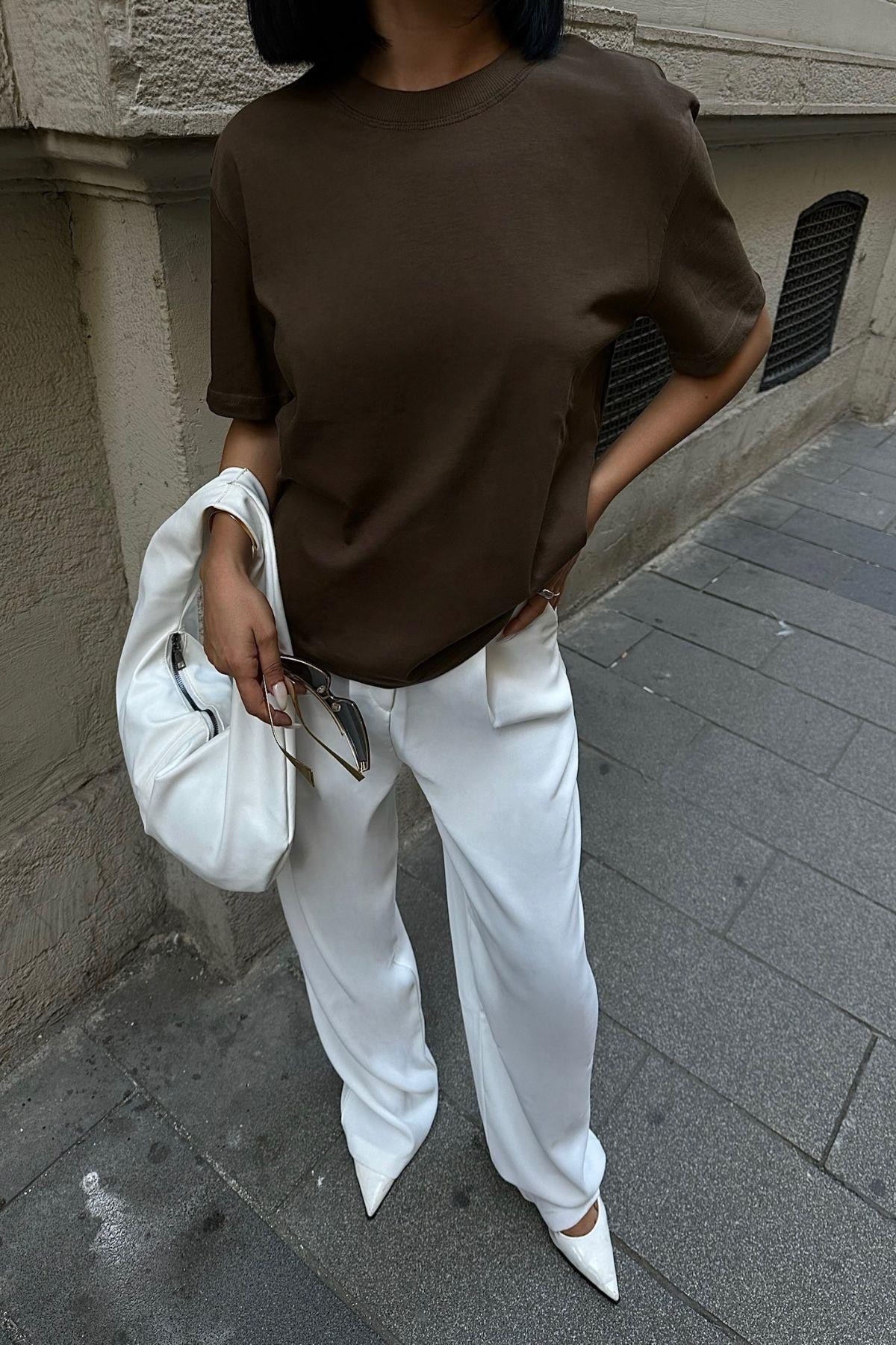 Bisiklet Yaka Oversize Acı Kahve Kadın T-Shirt