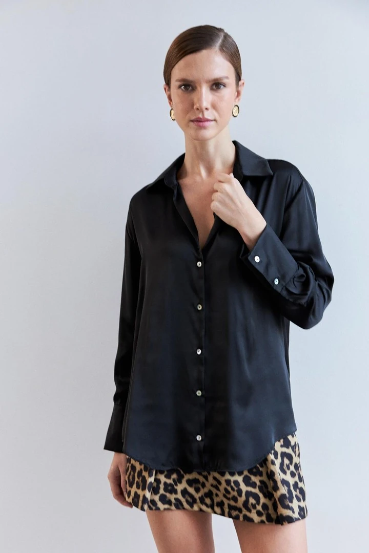 Basic Siyah Kadın Saten Gömlek