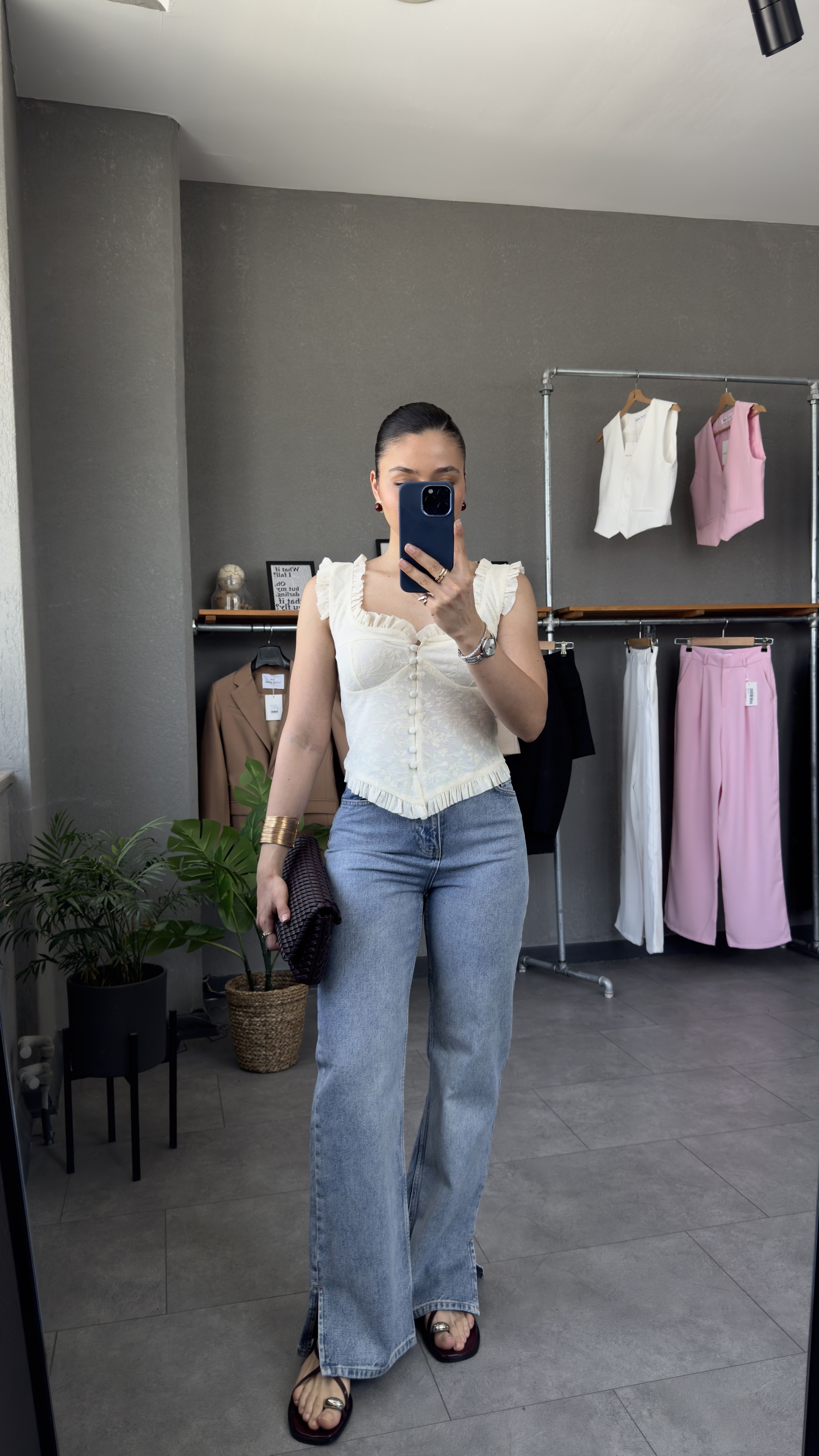 Fırfır Detaylı Dantel Detaylı Korse Bluz - Ekru