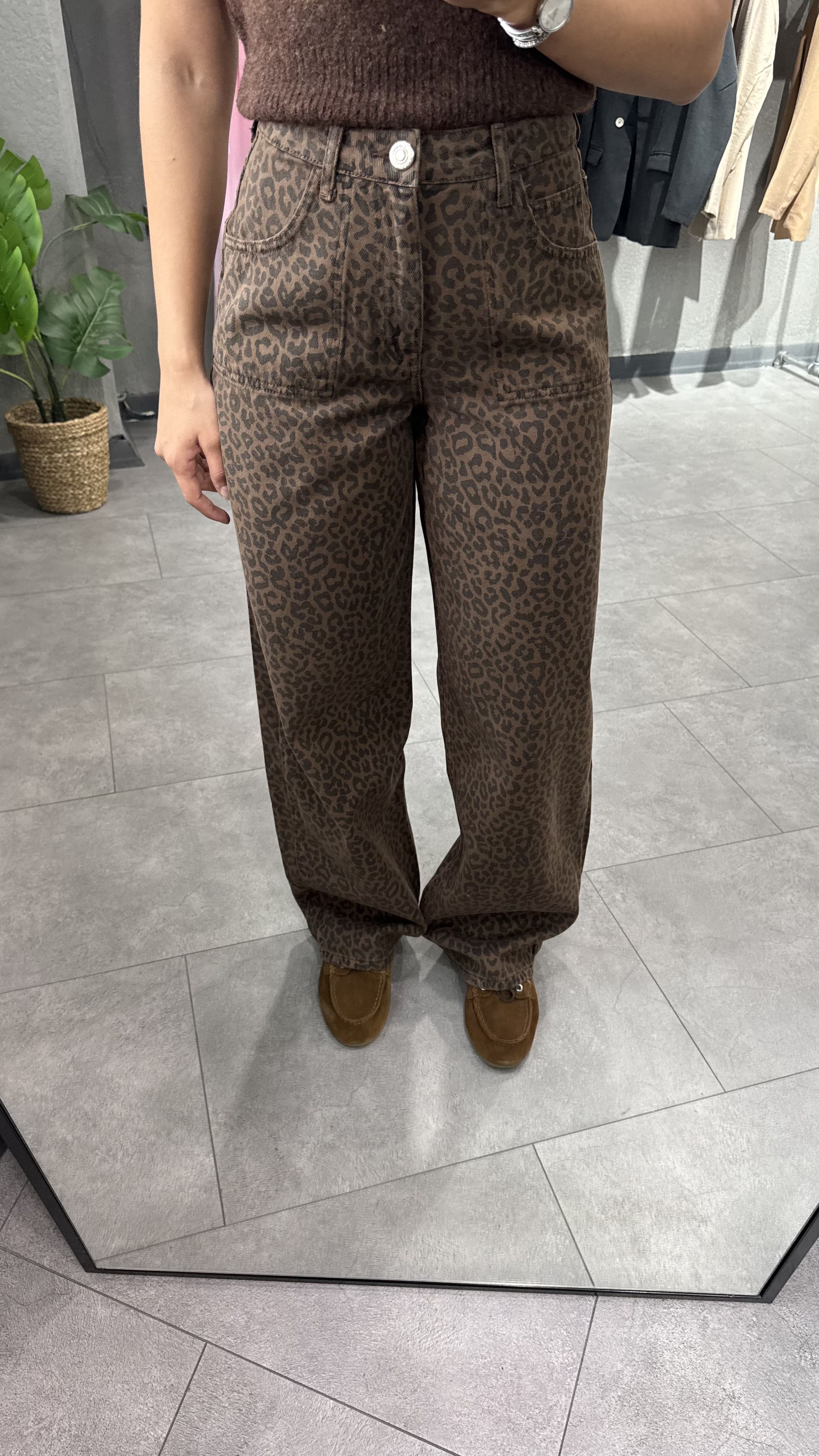 Yüksek Bel Leopar Desenli Kahve Straight Fit Kadın Jean