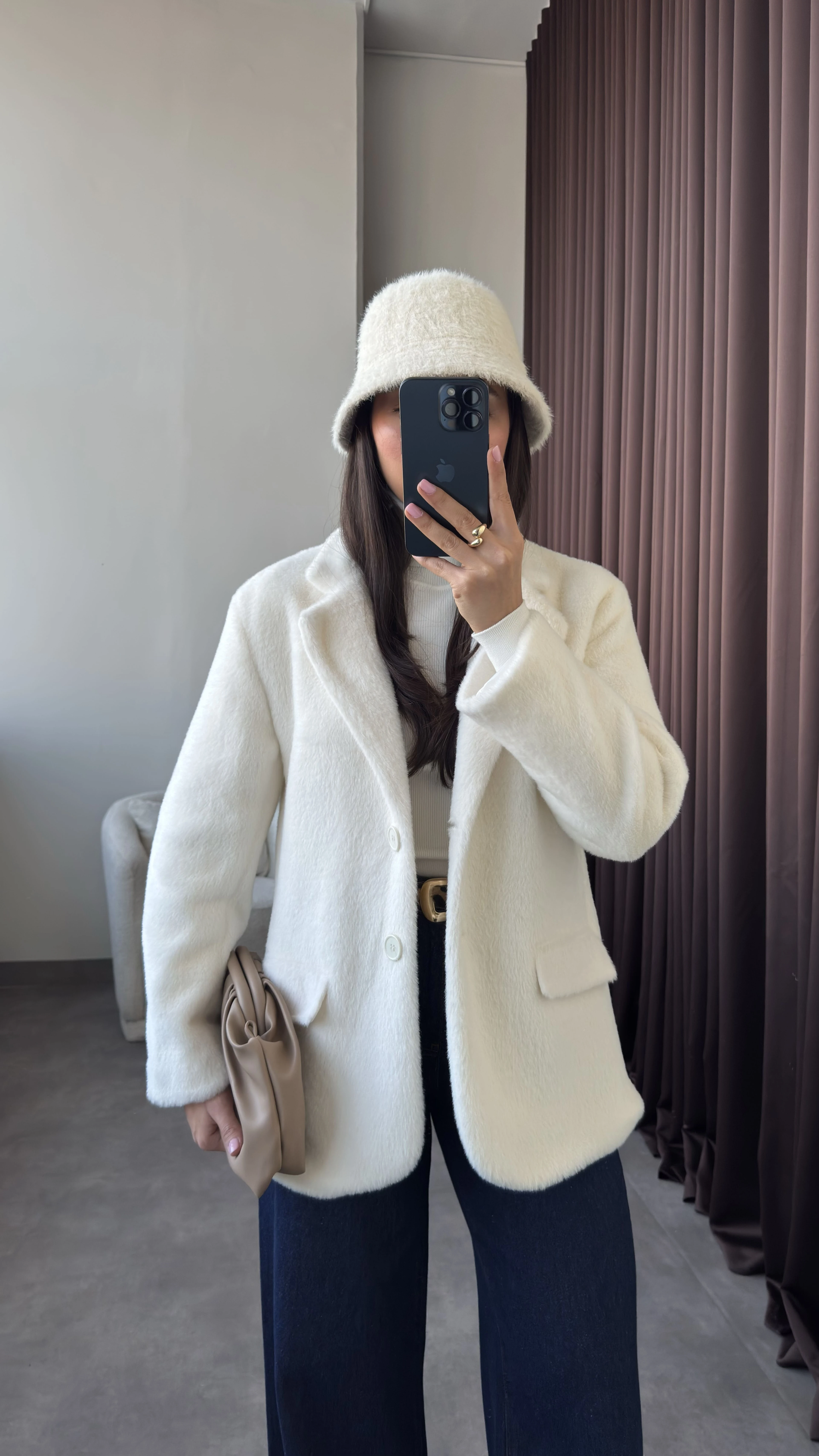 Kruvaze Yaka Tüylü Ekru Kadın Blazer Ceket