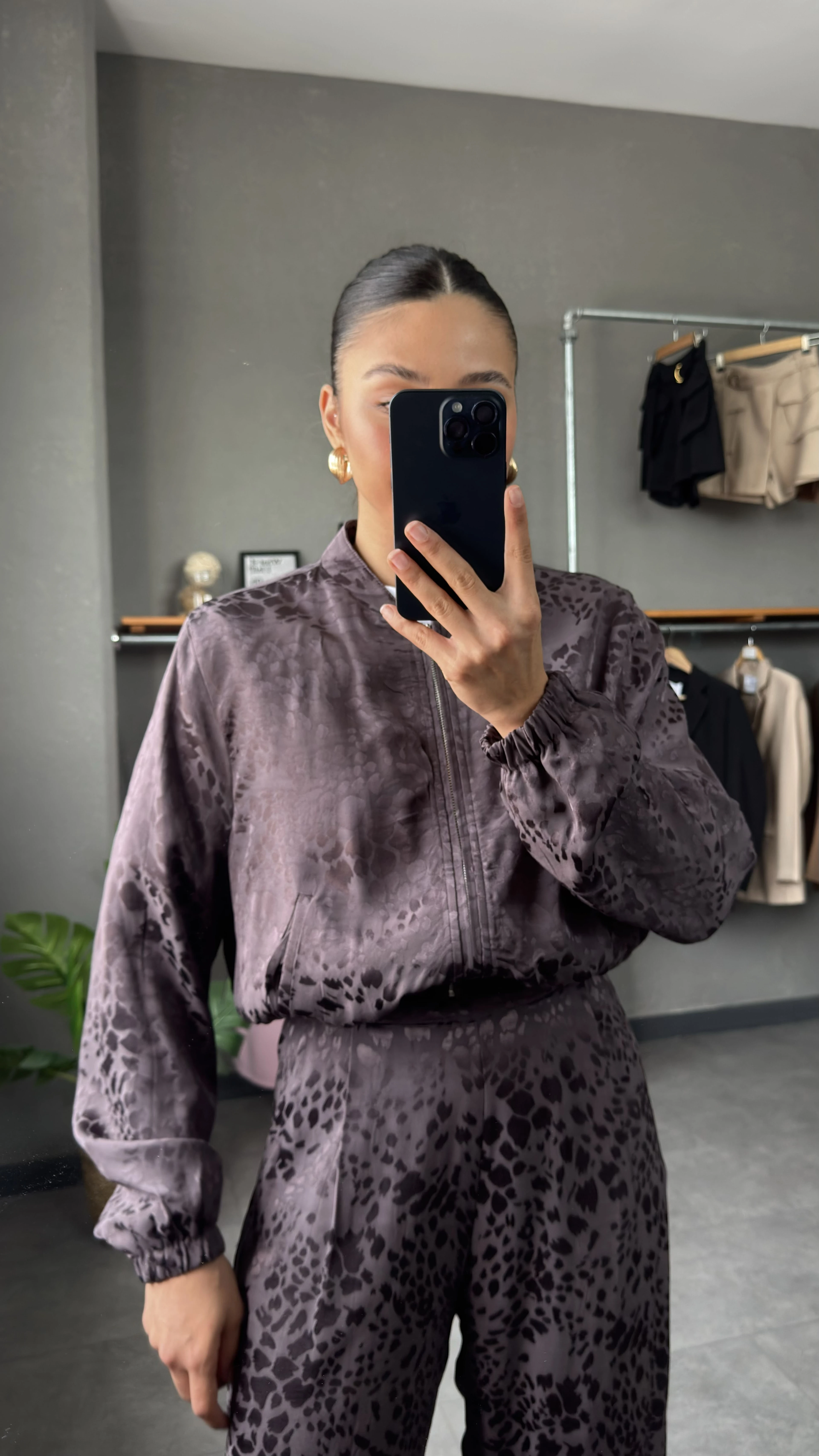 Leopar Desenli Saten Bomber Ceket Pantolon Takım