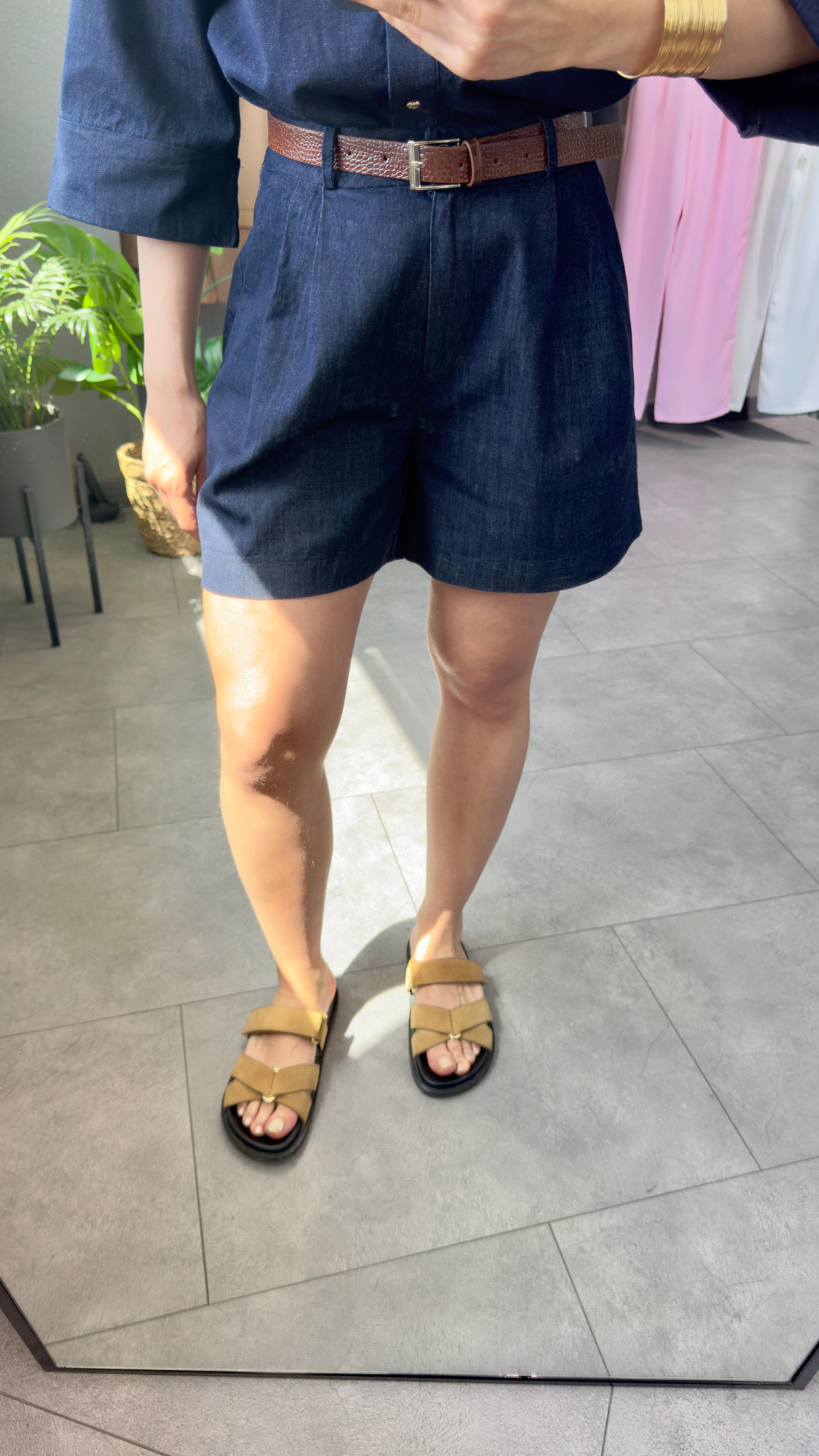 Deri Kemerli Lacivert Şort Gömlek Denim Takım