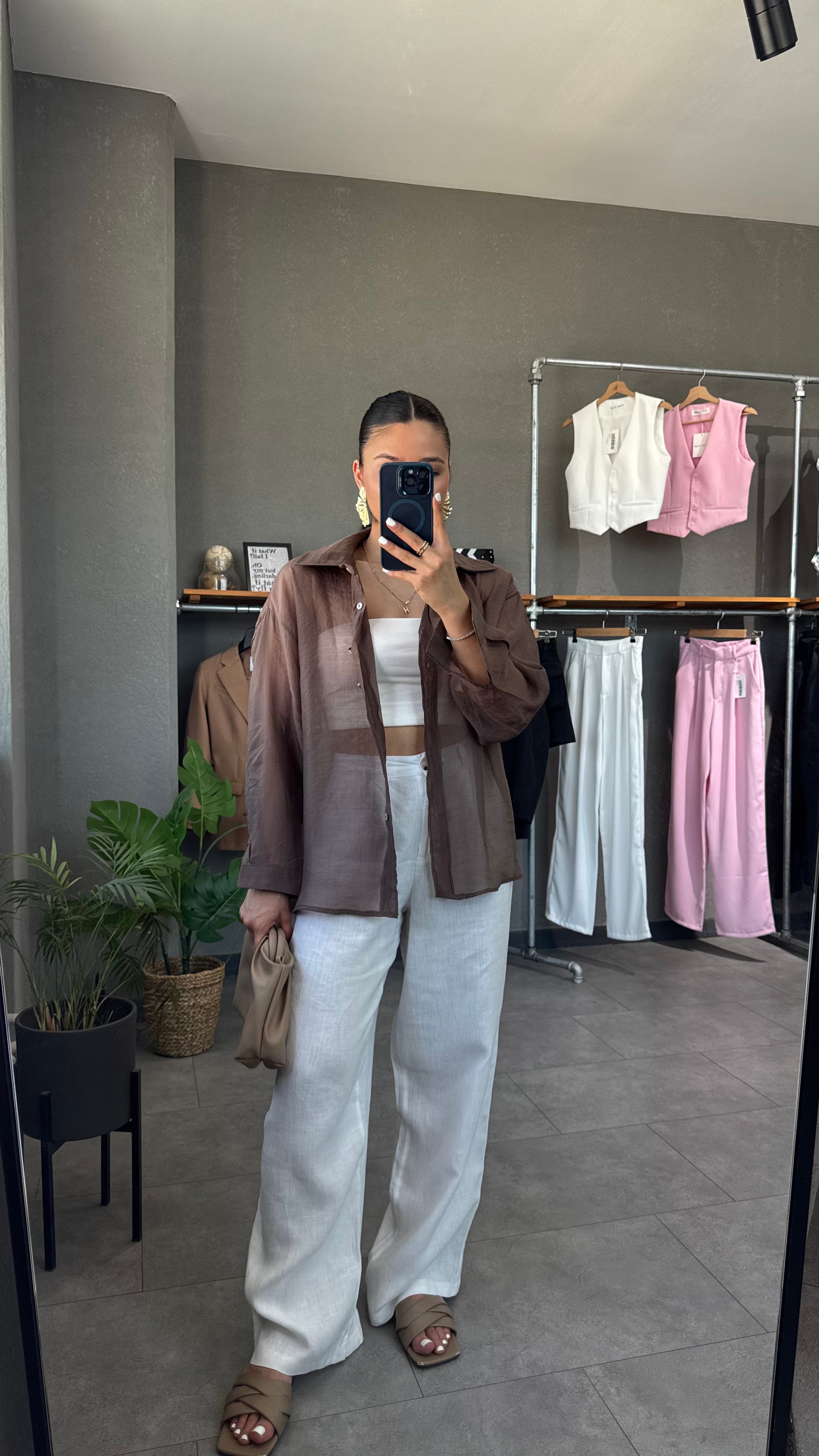 Oversize İpeksi Transparan Gömlek