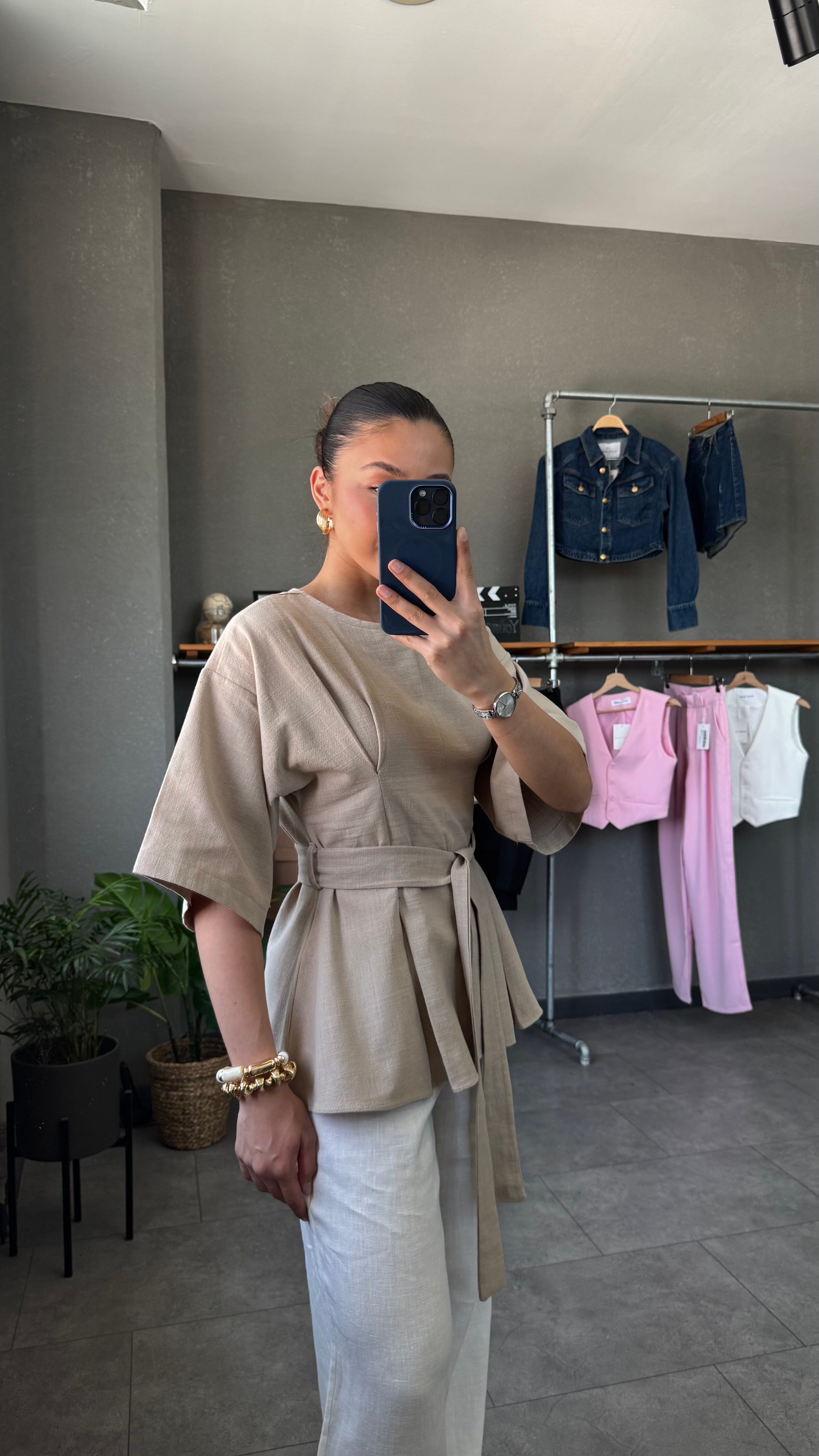 Oversize Beli Kuşaklı Bej Keten Bluz