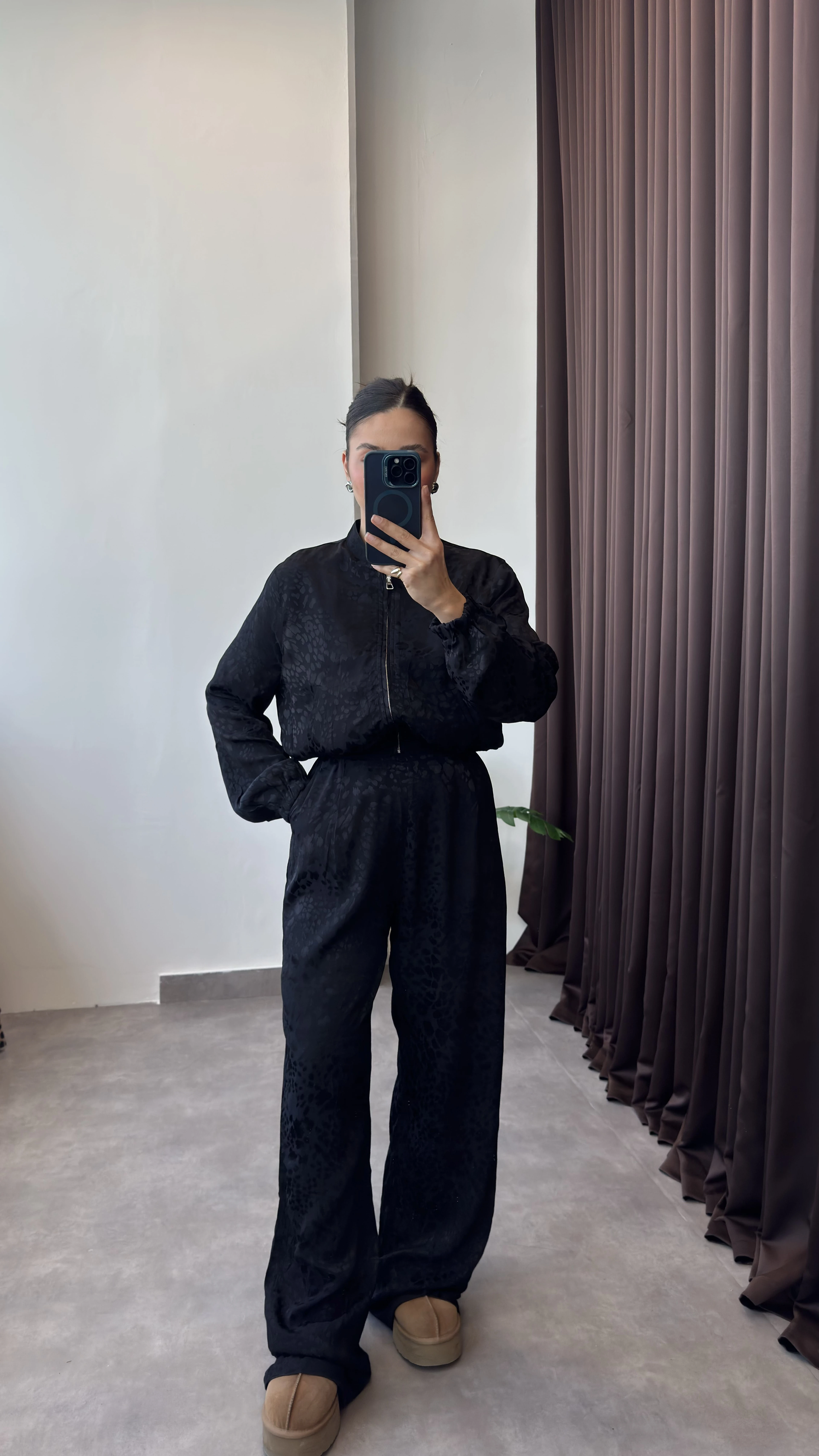 Leopar Desenli Saten Bomber Ceket Pantolon Takım - Siyah