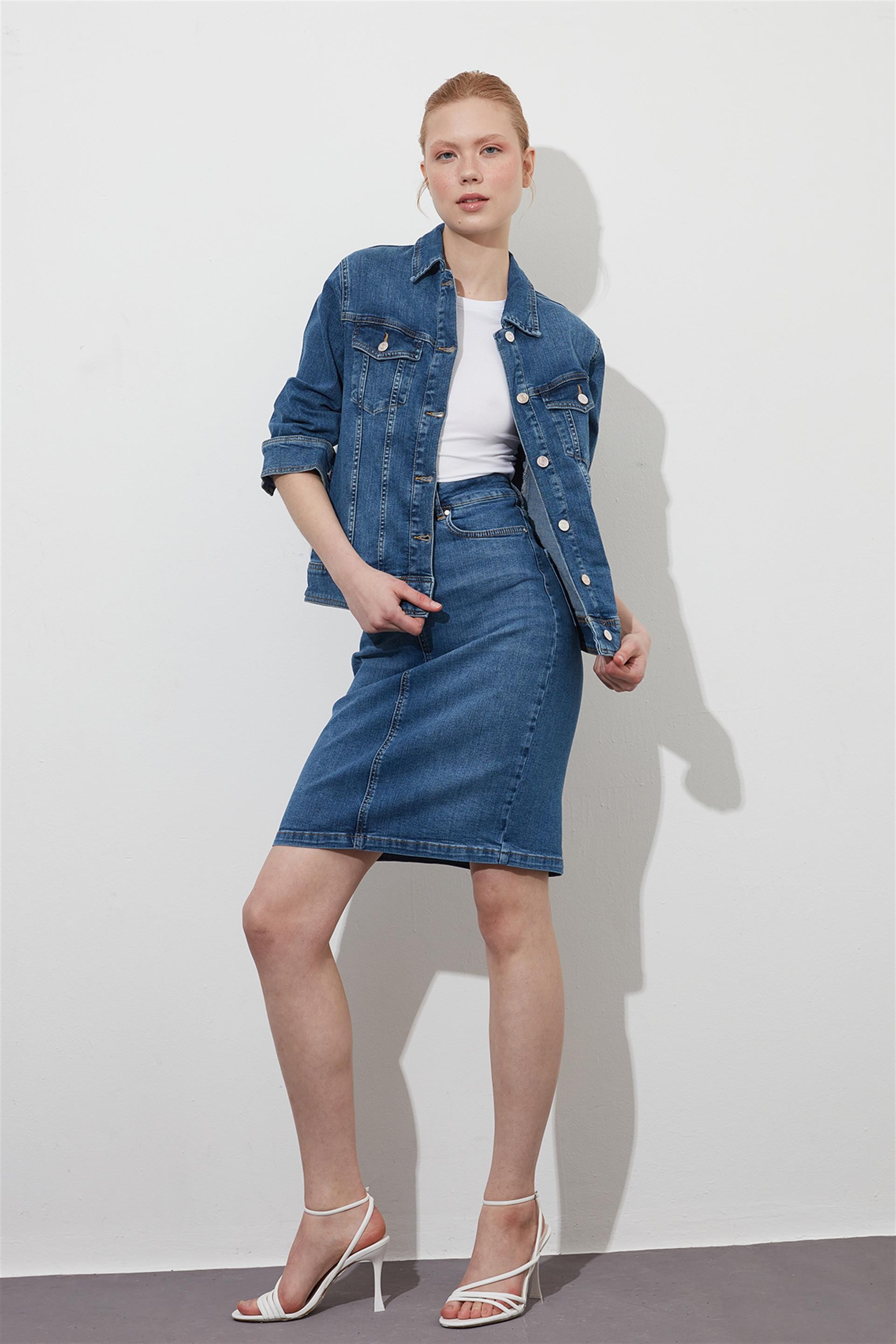 Kadın Mavi Denim Midi Etek
