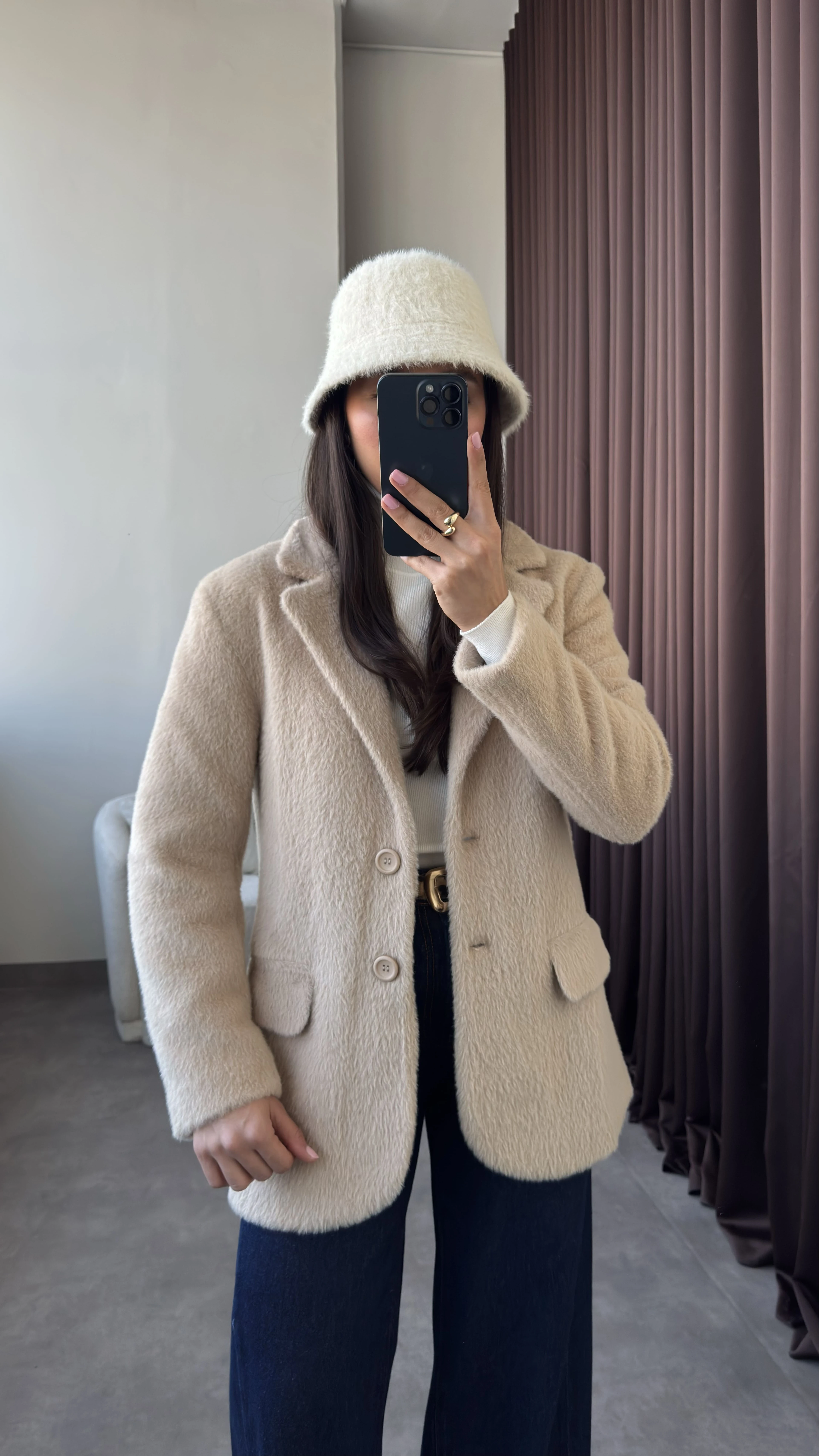 Kruvaze Yaka Tüylü Bej Kadın Blazer Ceket