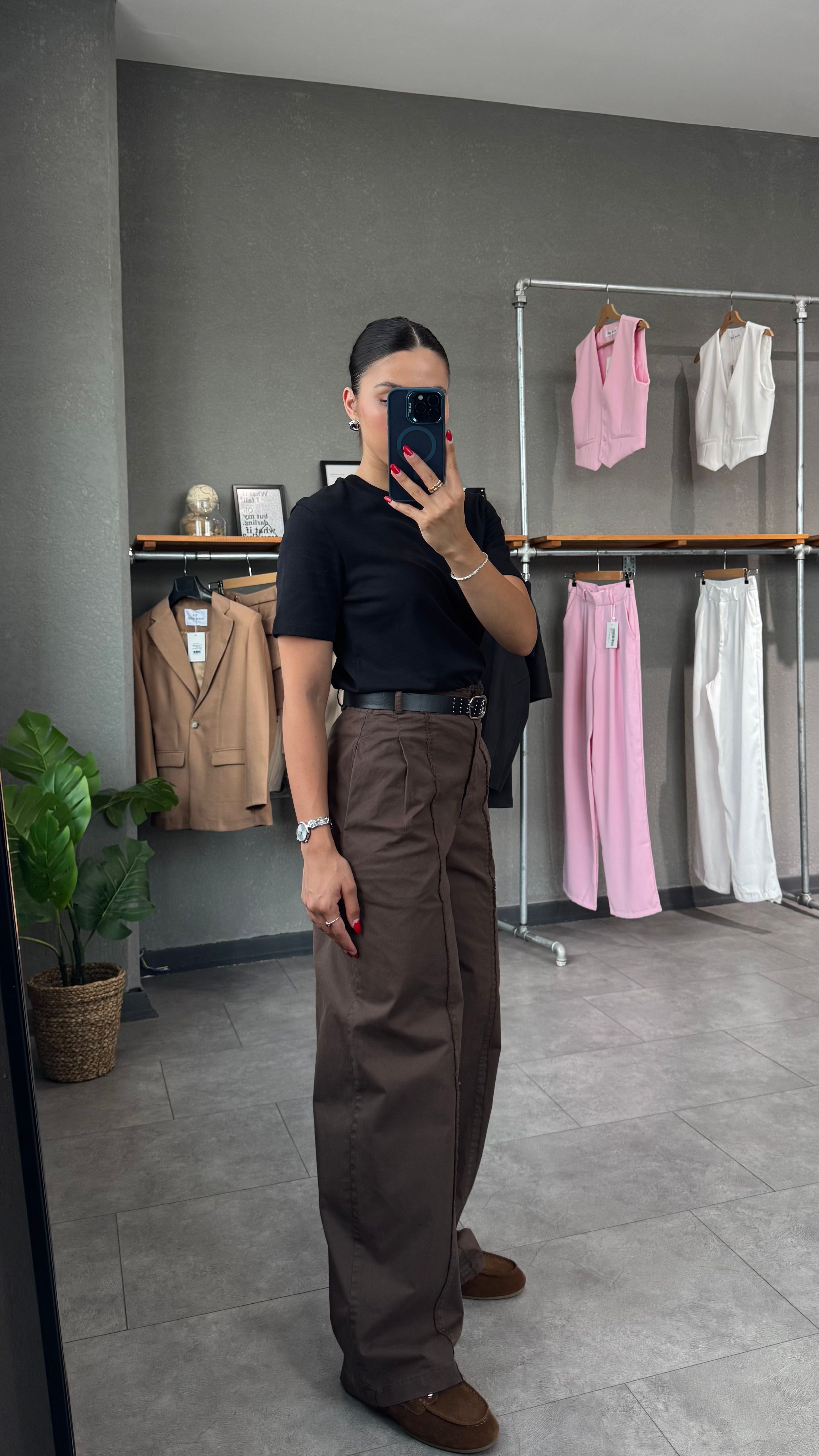 Kemerli Yüksek Bel Straight Pantolon