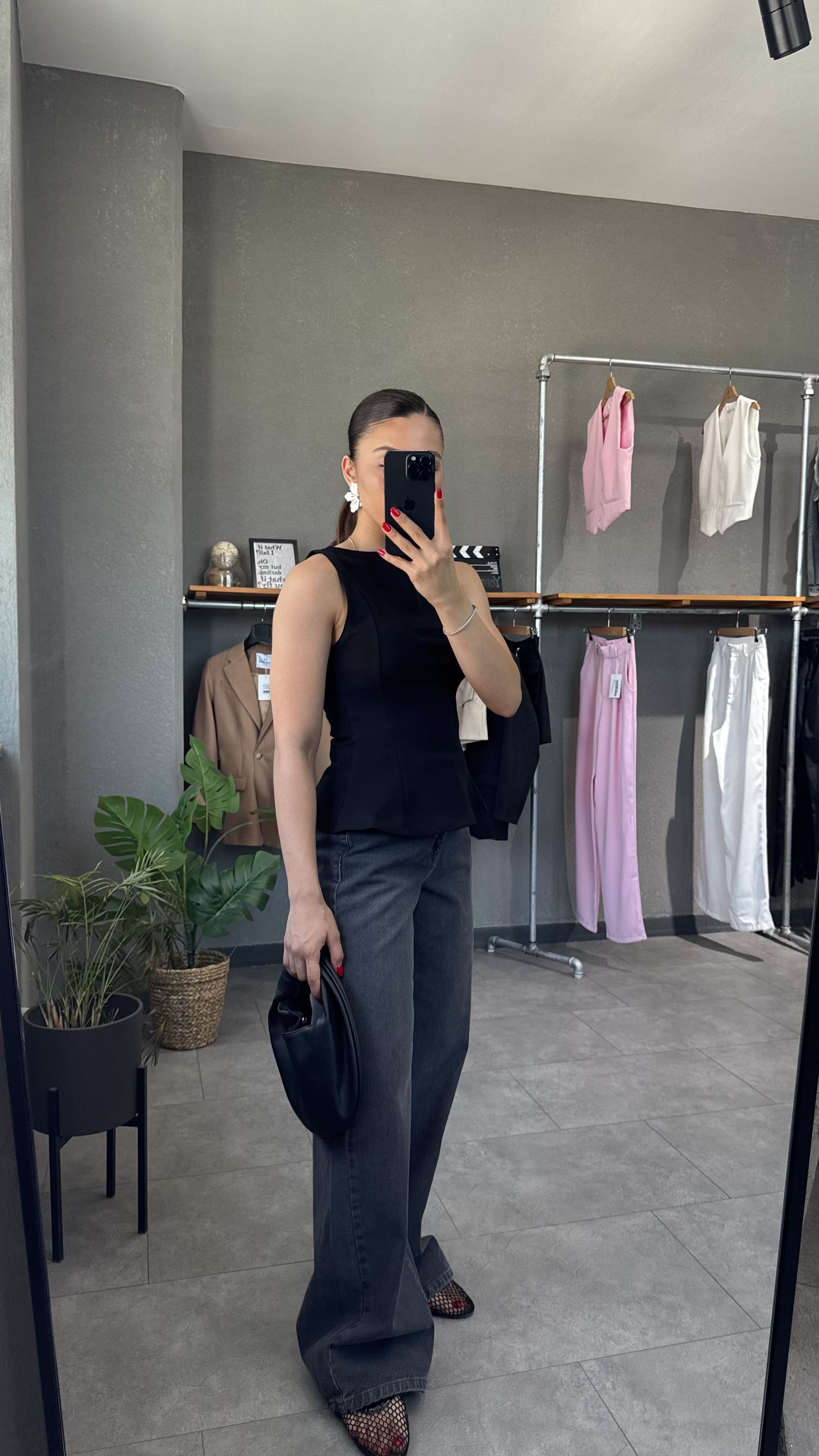 Kayık Yaka Peplum Bluz