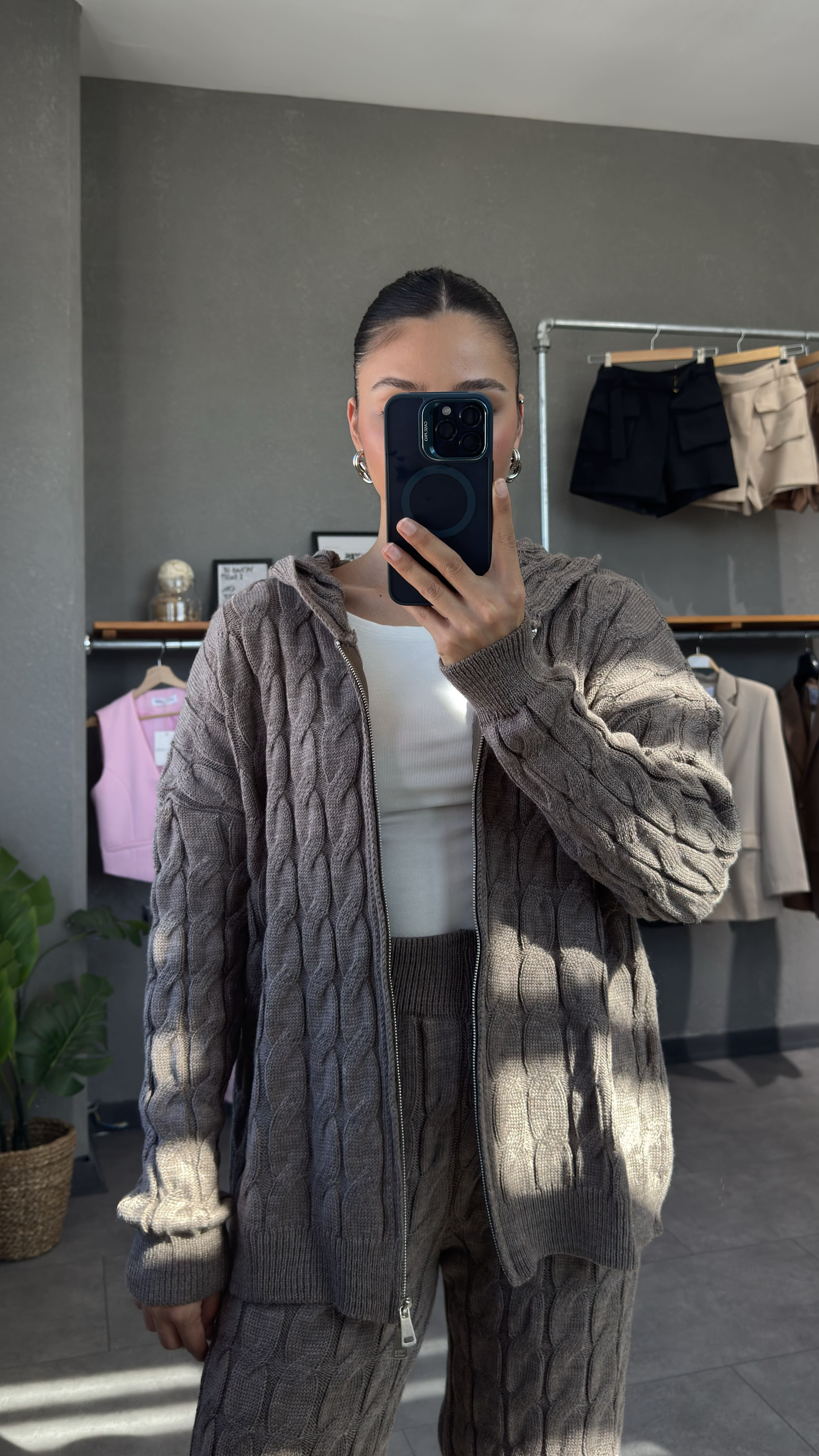 Çift Fermuarlı Kapüşonlu Saç Örgü Triko Takım