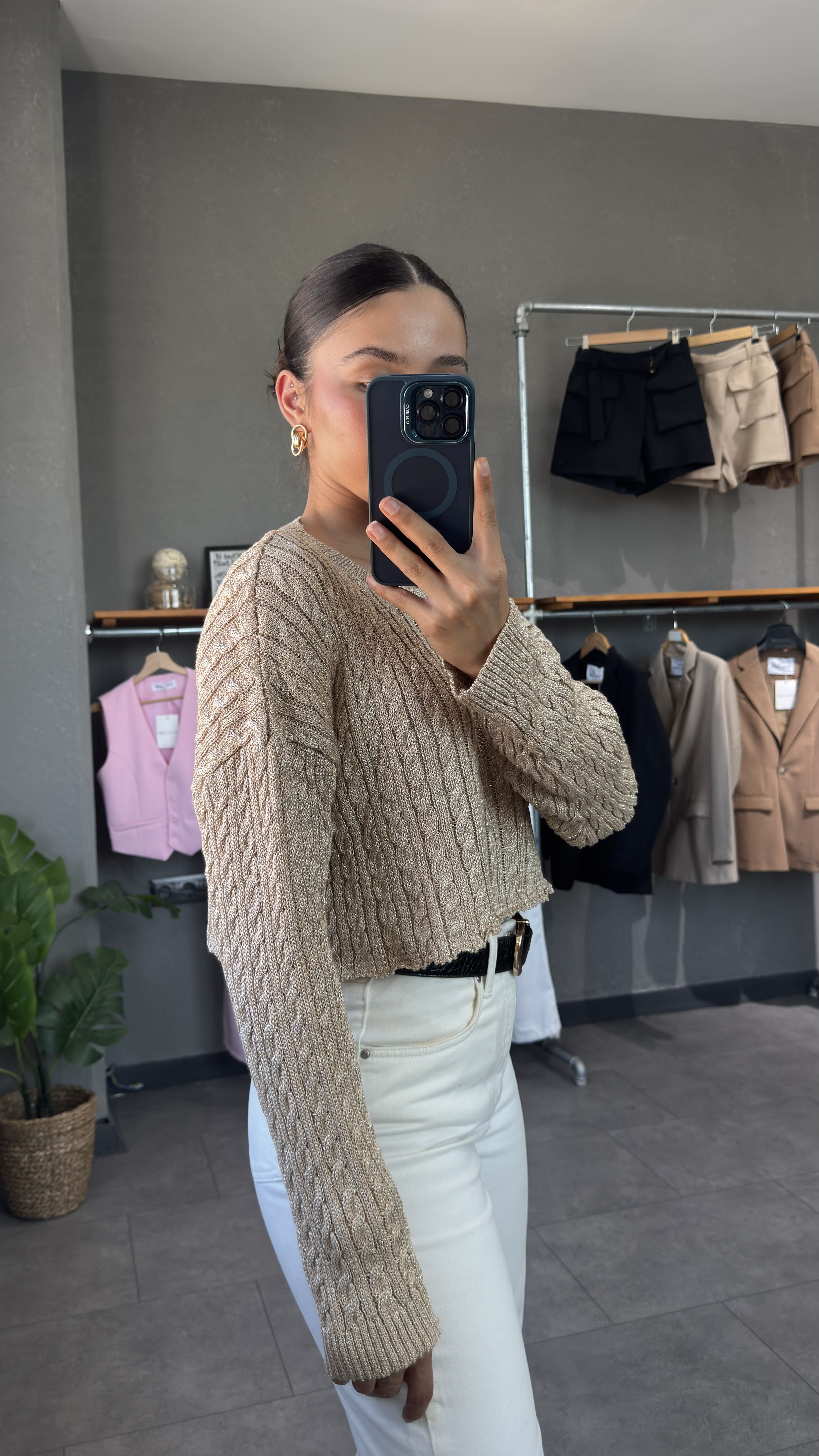 Bisiklet Yaka Saç Örgülü Simli Crop Bej Kadın Kazak