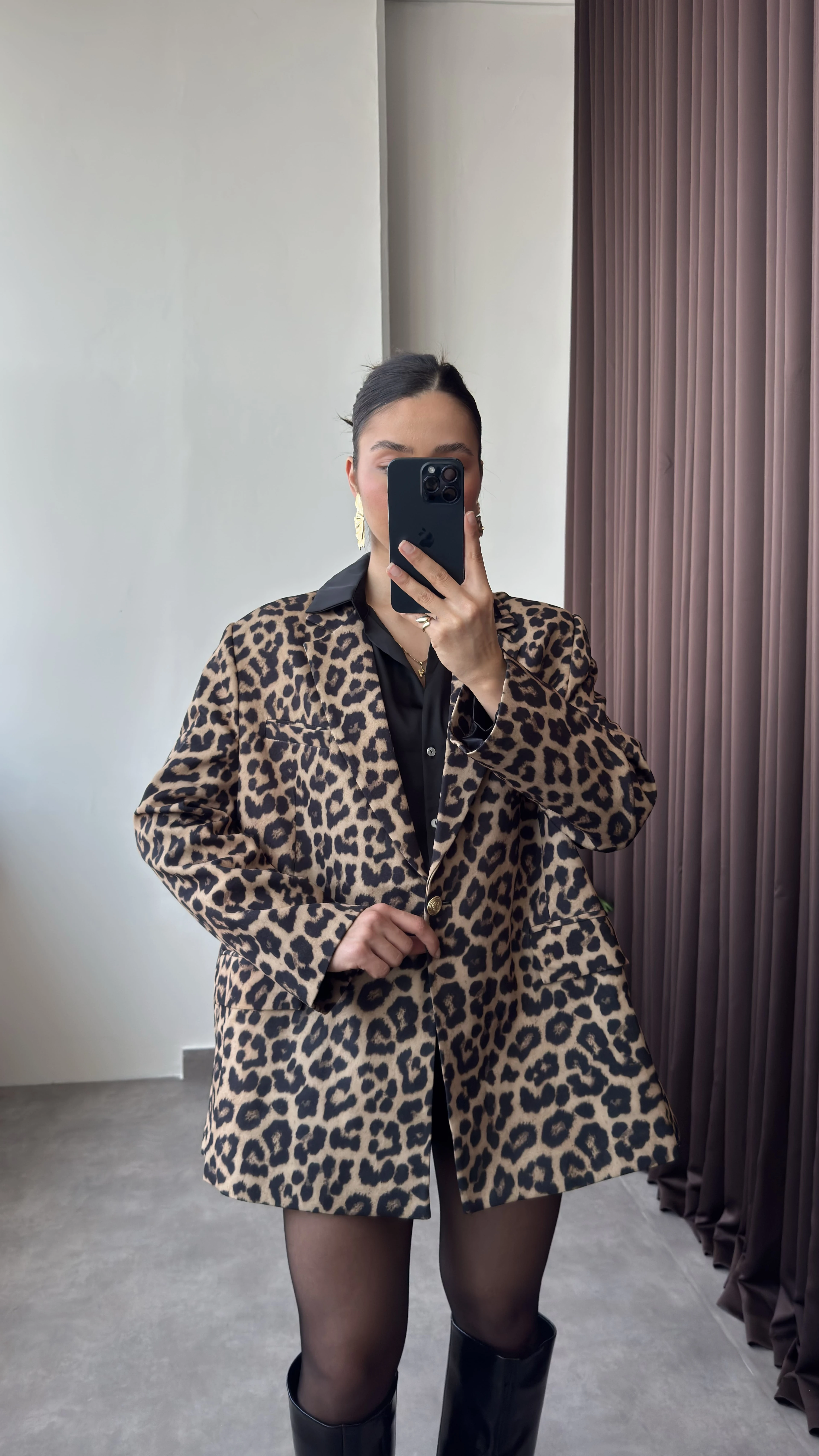 Kruvaze Yaka Oversize Leopar Desenli Kadın Blazer Ceket