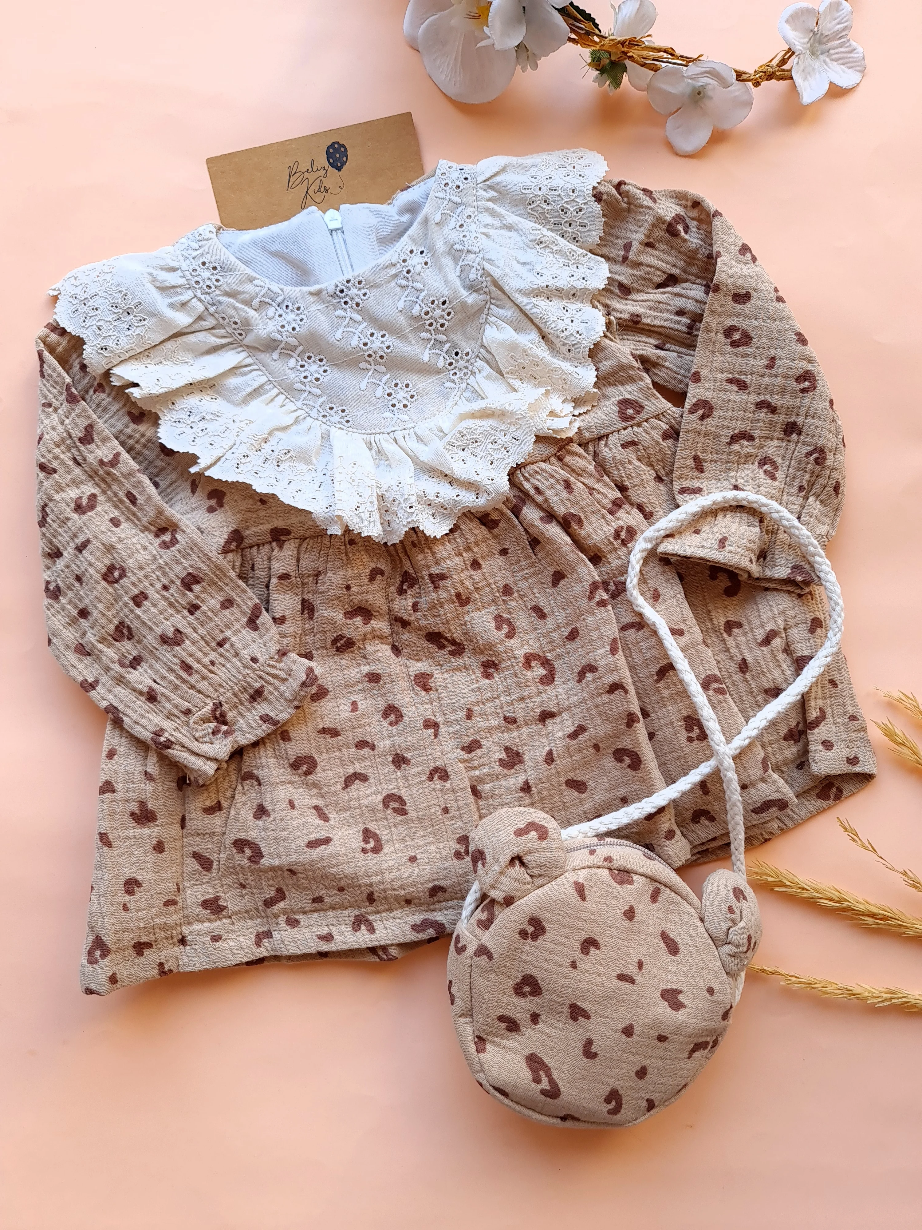 Leopar Desen Çantalı Müslin Elbise