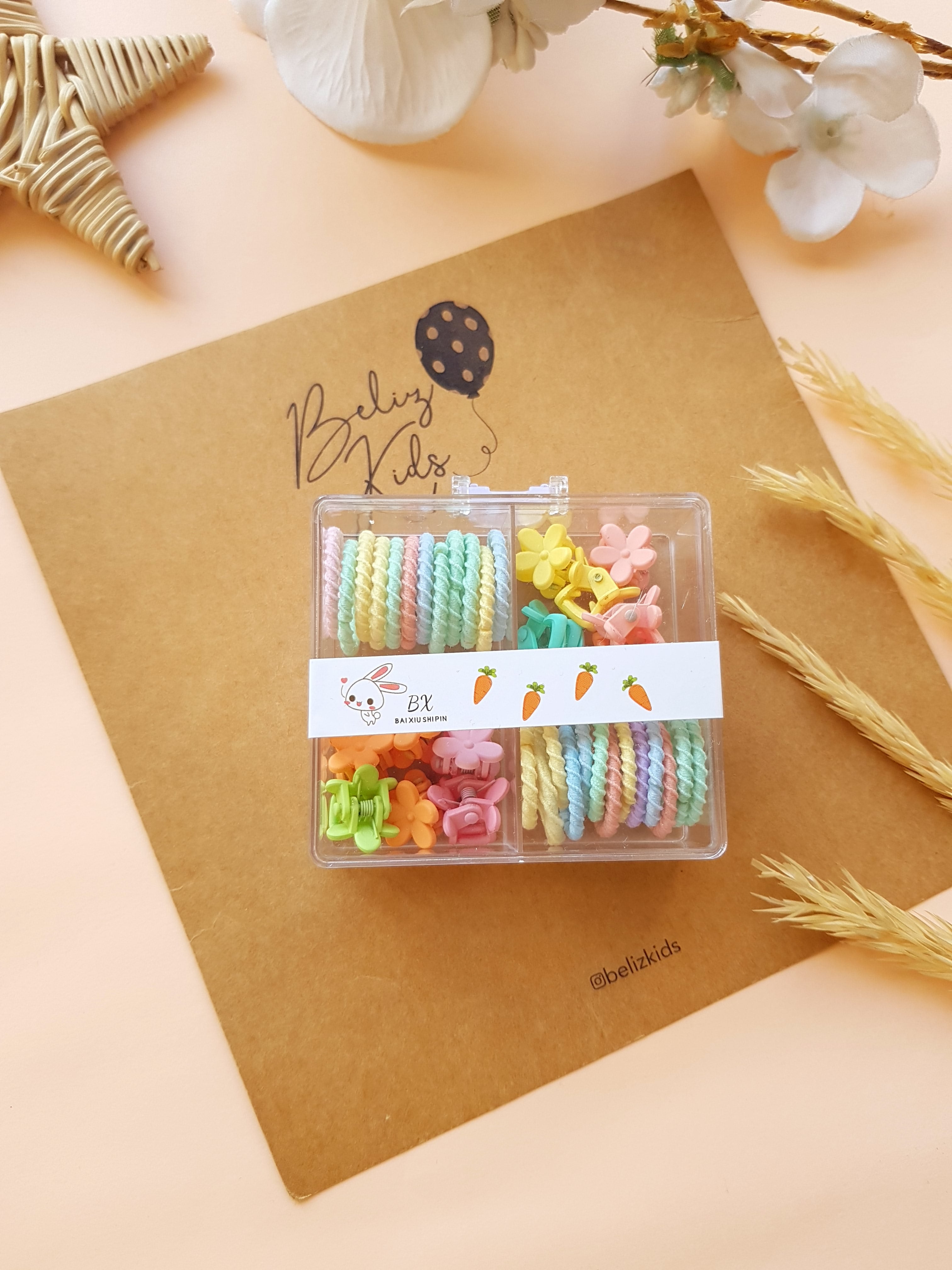 Karışık Renkli Kutulu Toka Set