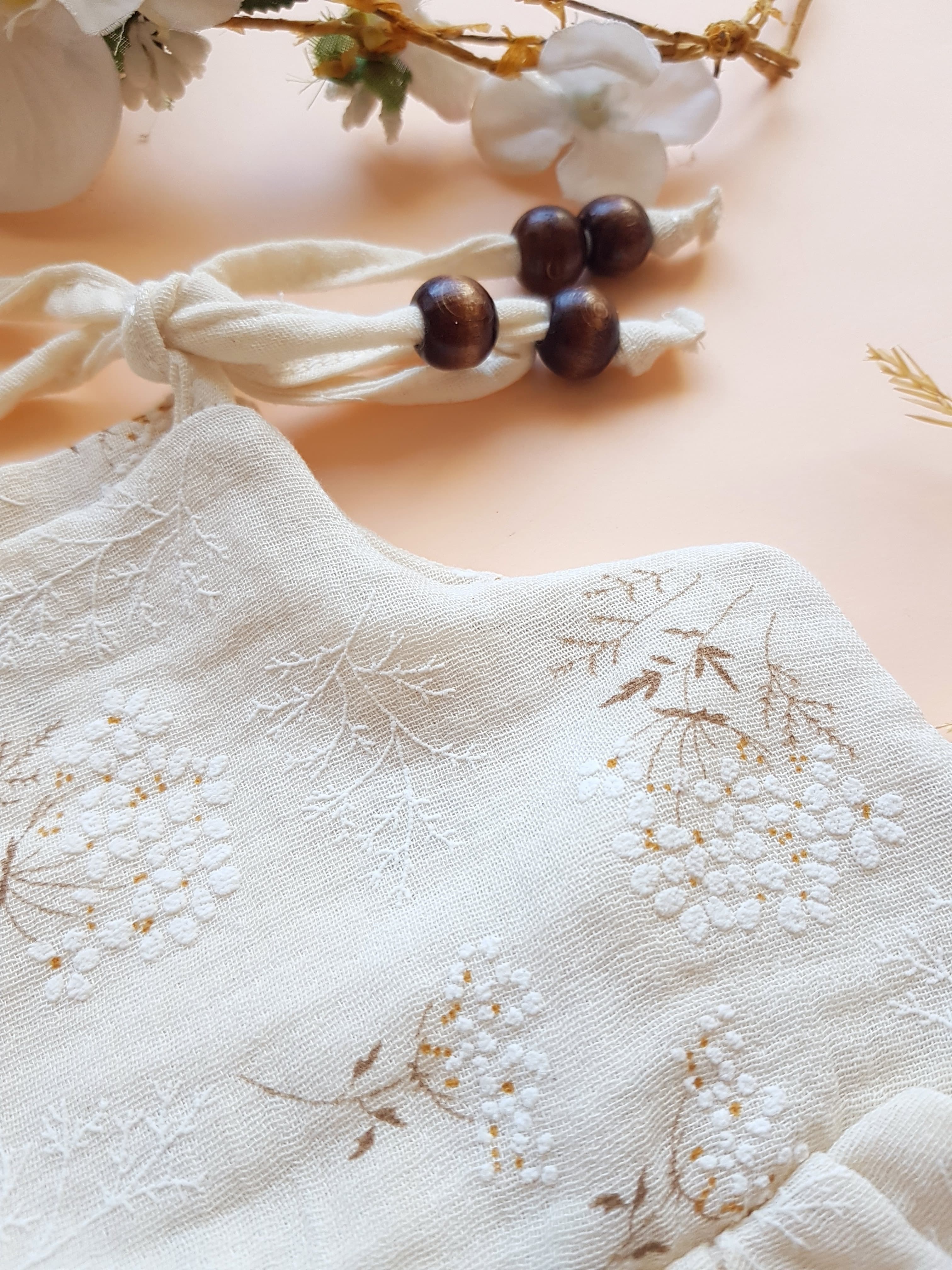 Kahve Çiçekli Boncuklu Askılı Müslin Alt Üst Takım