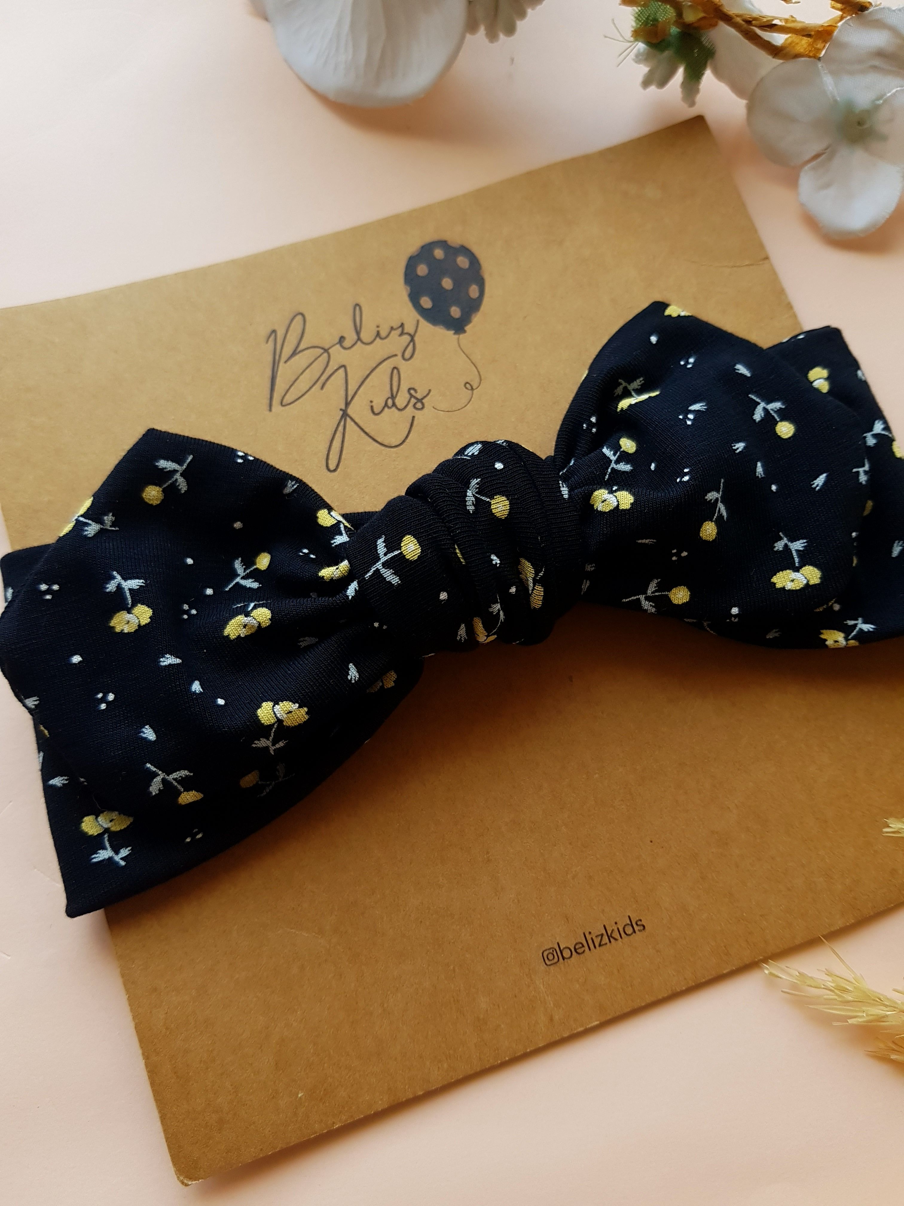 Sarı Çiçekli Siyah Tavşan Kulak Bandana