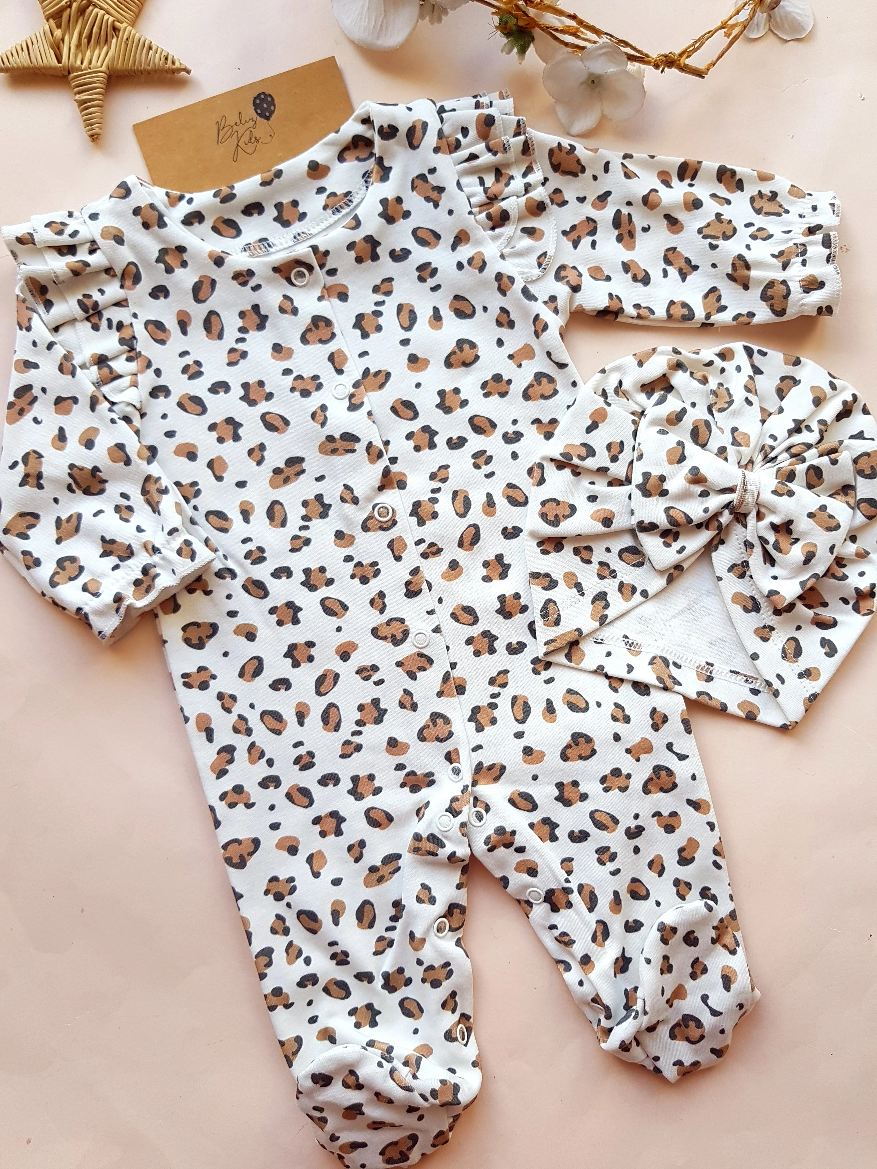 Beyaz Leopar Desen Boneli Tulum