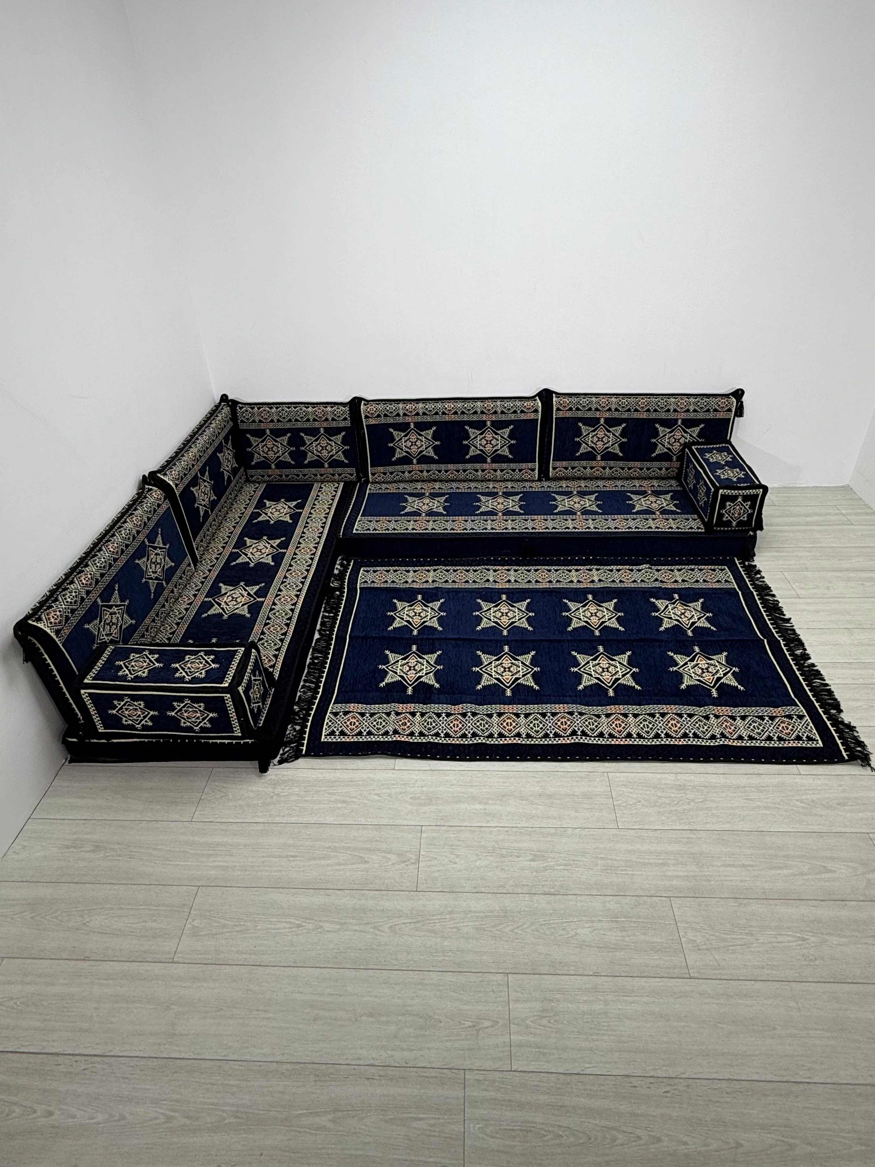 Yıldız Modeli Lacivert Otantik Şark Köşesi Takımı – L SET - Geleneksel Yer Minderi Seti (10 Cm Minder Kalınlığı) 