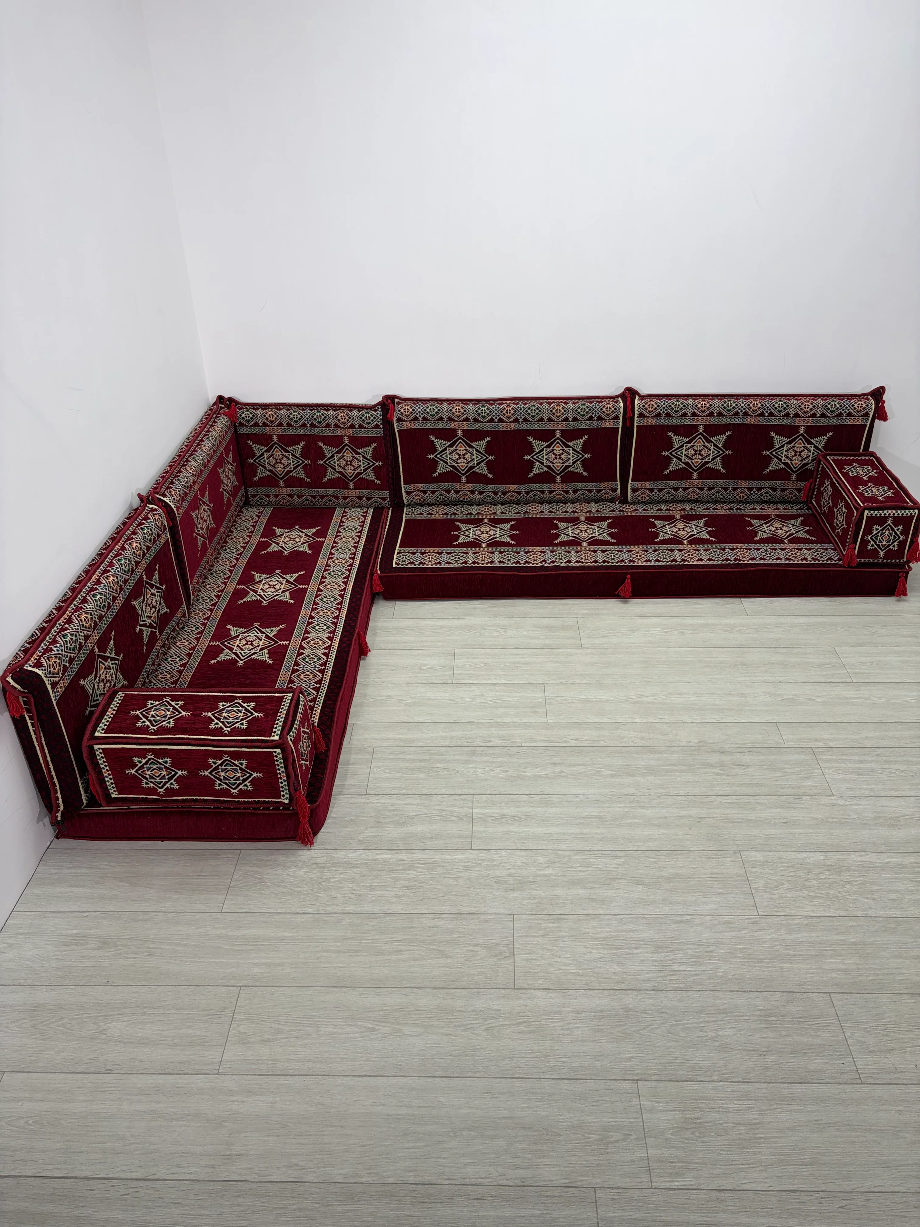Yıldız Modeli Bordo Otantik Şark Köşesi Takımı – L SET - Geleneksel Yer Minderi Seti (10 Cm Minder Kalınlığı) 9 Parça