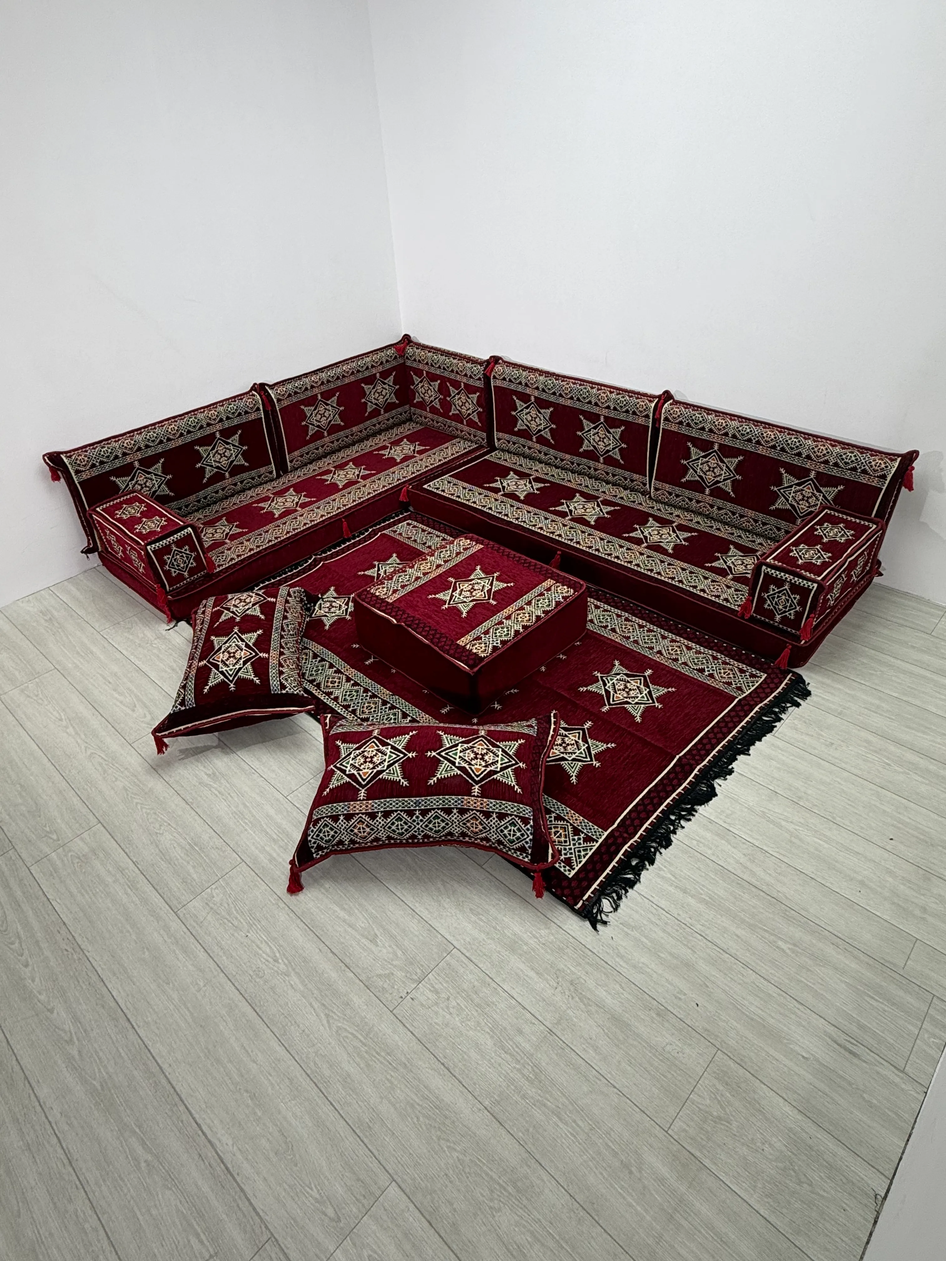 Yıldız Modeli Bordo Otantik Şark Köşesi Takımı – L SET - Geleneksel Yer Minderi Seti (10 Cm Minder Kalınlığı) 