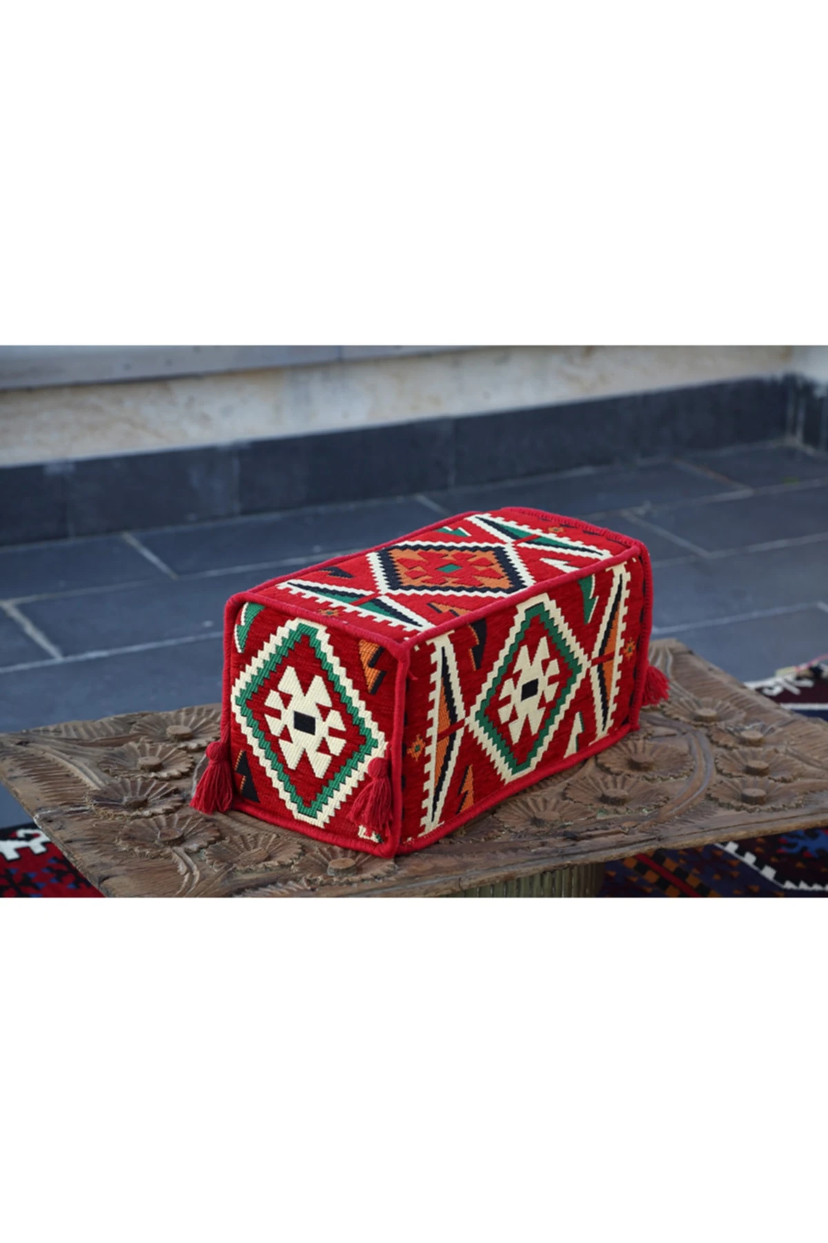 Şark Köşesi Takımı Kol Dayama Minderi Kırmızı Anadolu Kırmızı Modeli (22 x 22 x 50 cm)