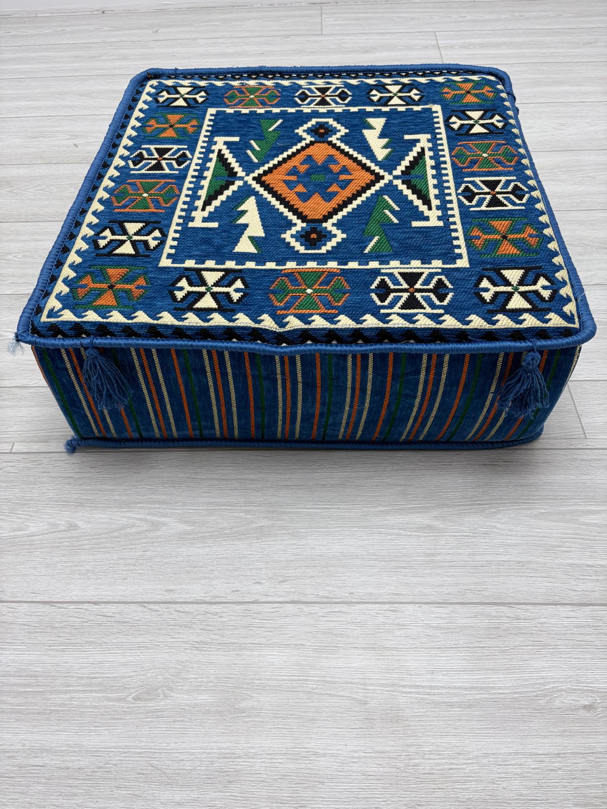 Anadolu Mavi Modeli Çökmeyen Süngerli Şark Köşesi Orta Sehpa (60 x 60 x 20 cm)
